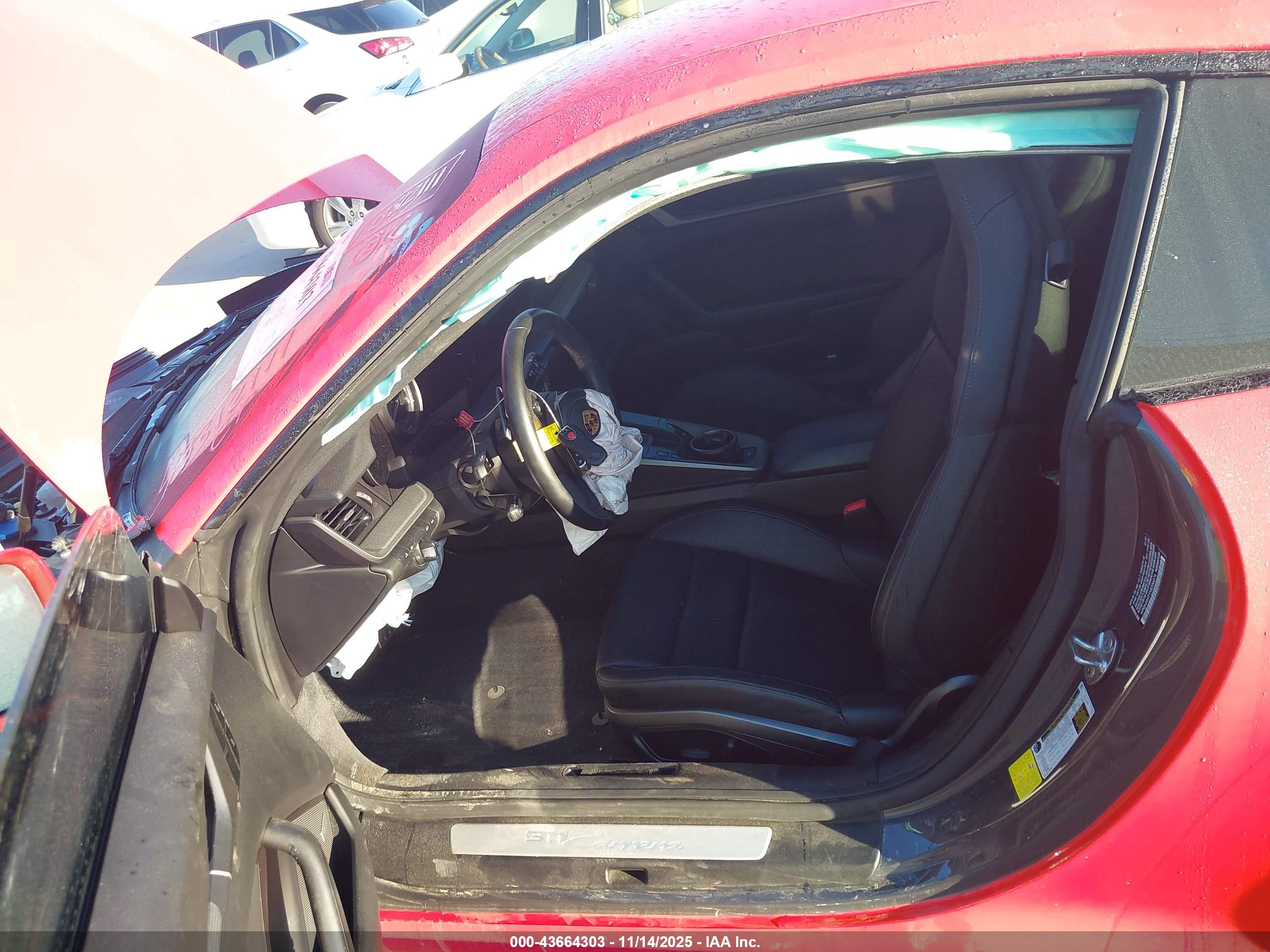 PORSCHE 911 image 8