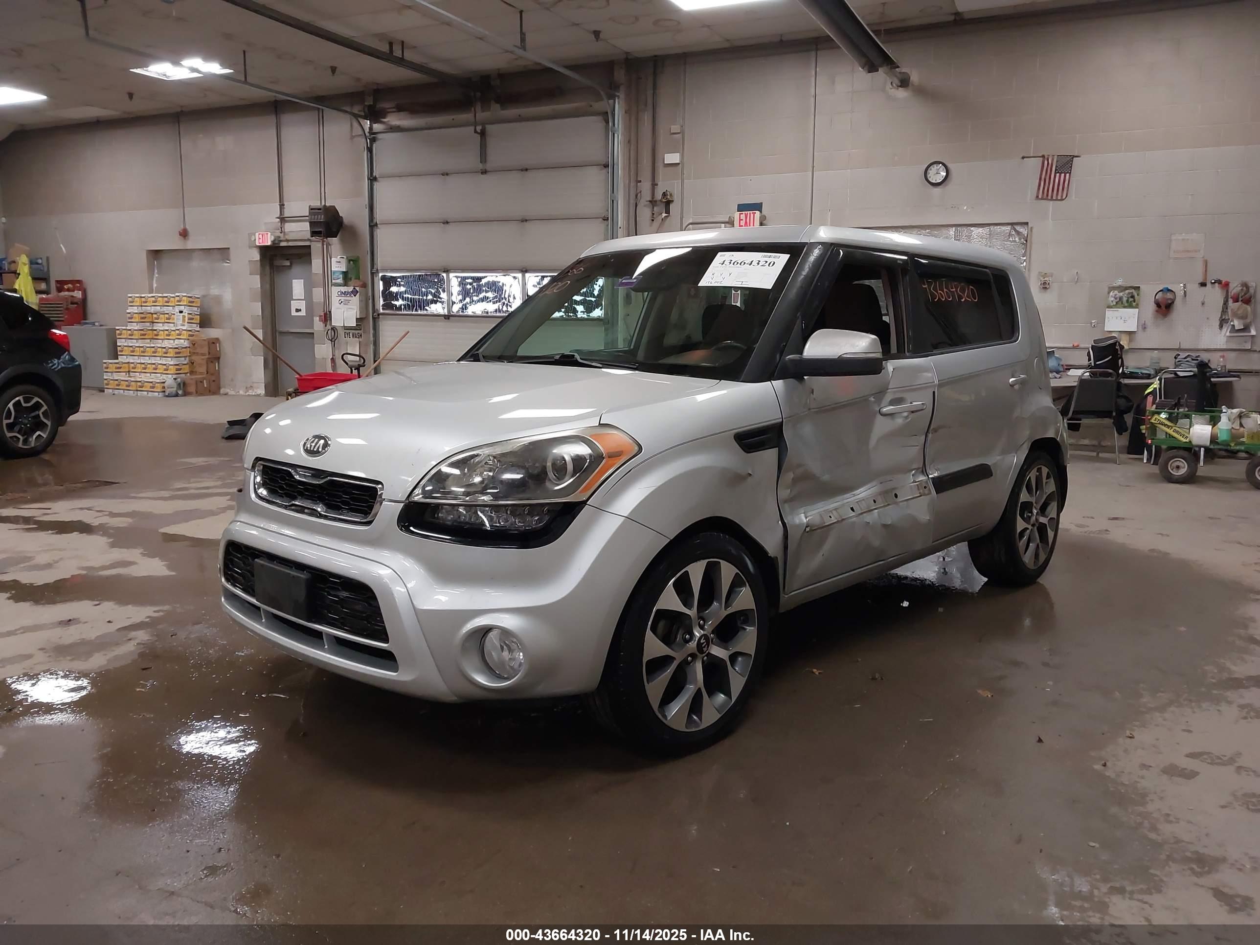 KIA SOUL image 2