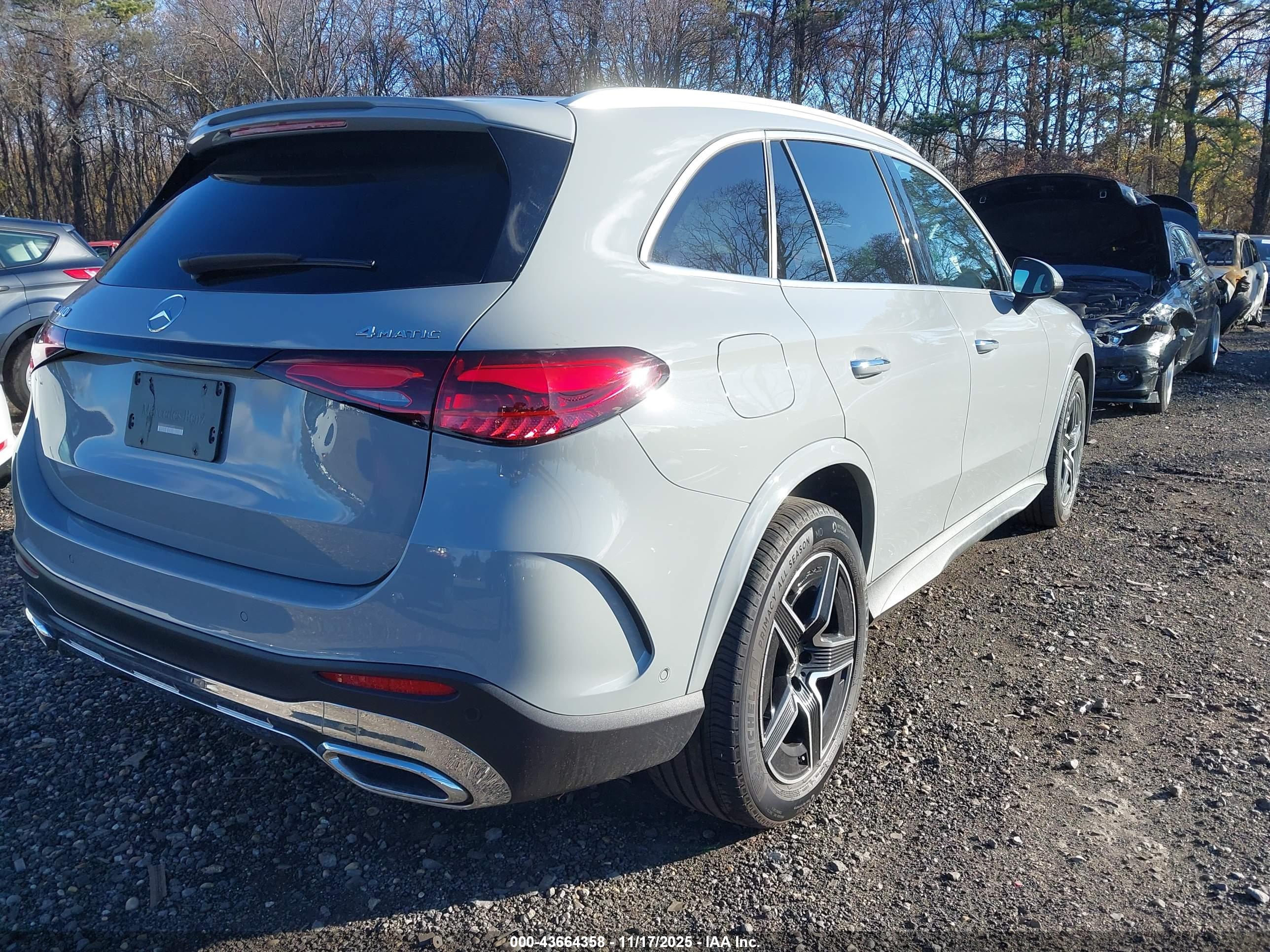 MERCEDES-BENZ GLC image 4