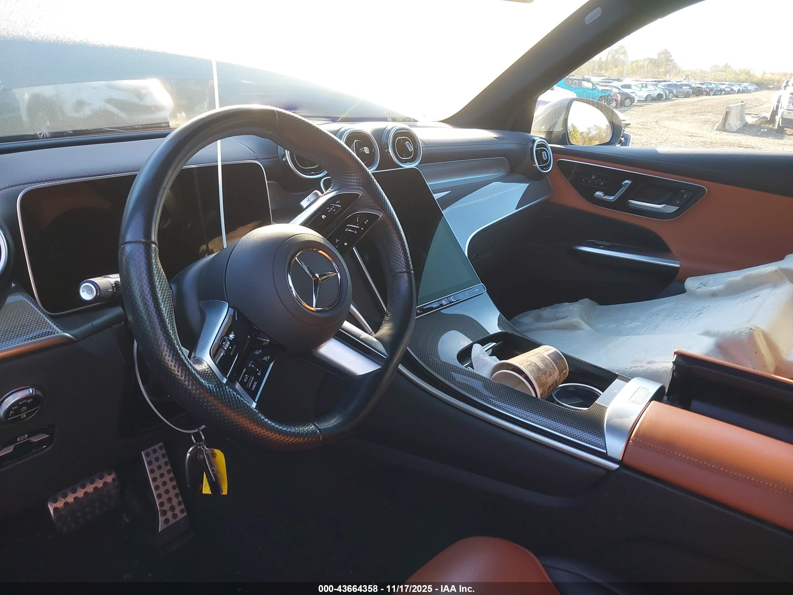 MERCEDES-BENZ GLC image 5