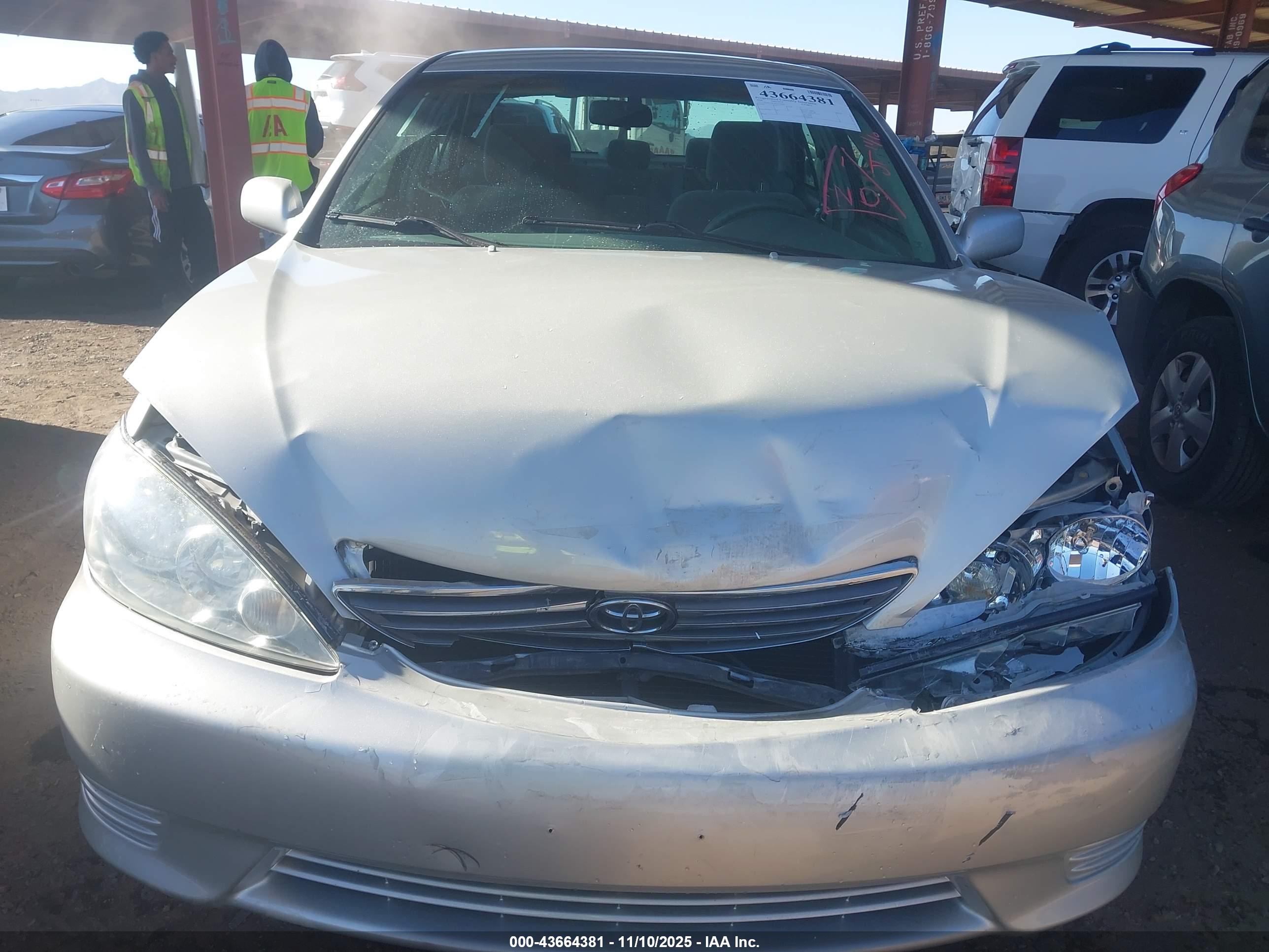 TOYOTA CAMRY image 6