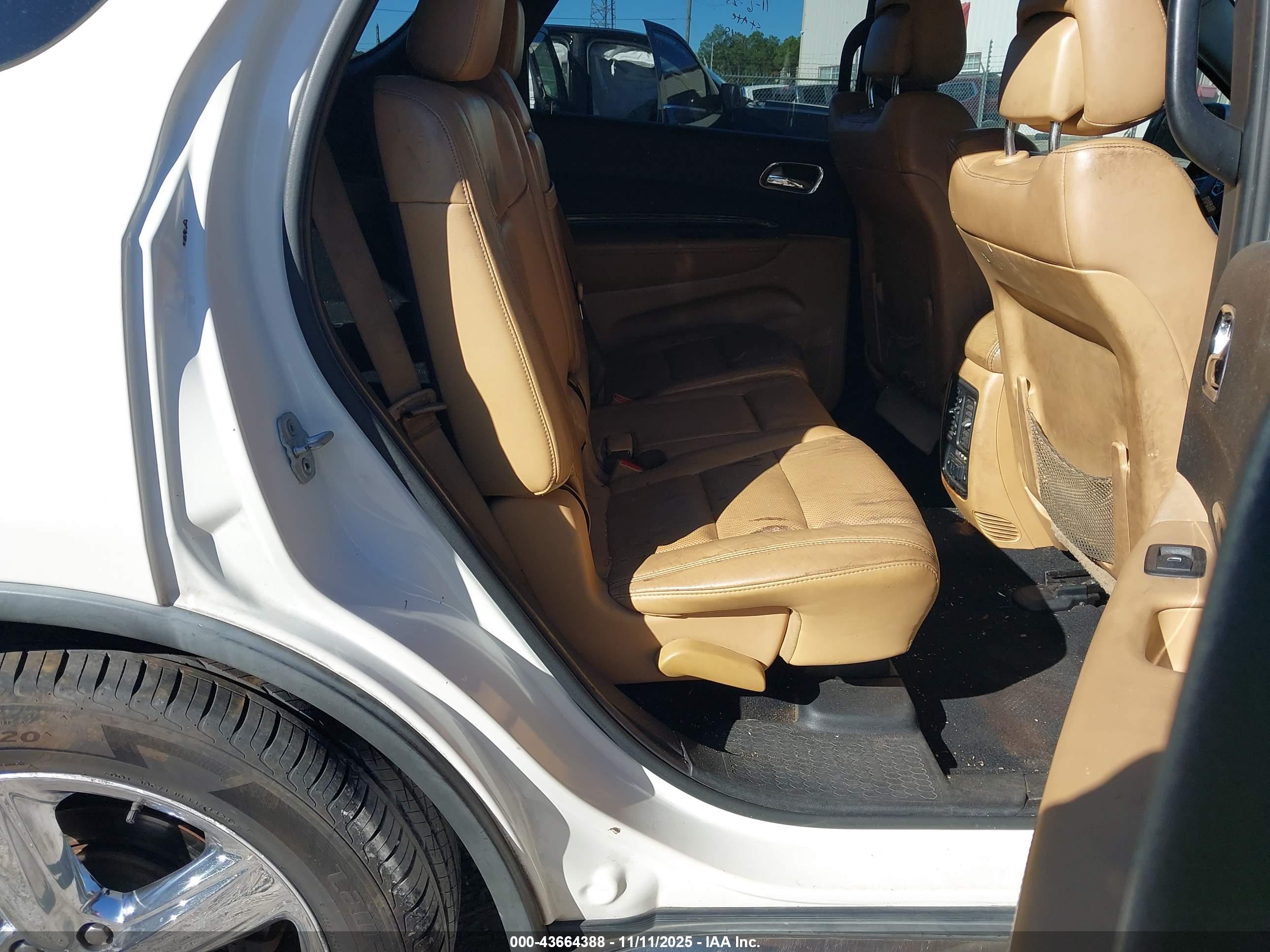 DODGE DURANGO image 8