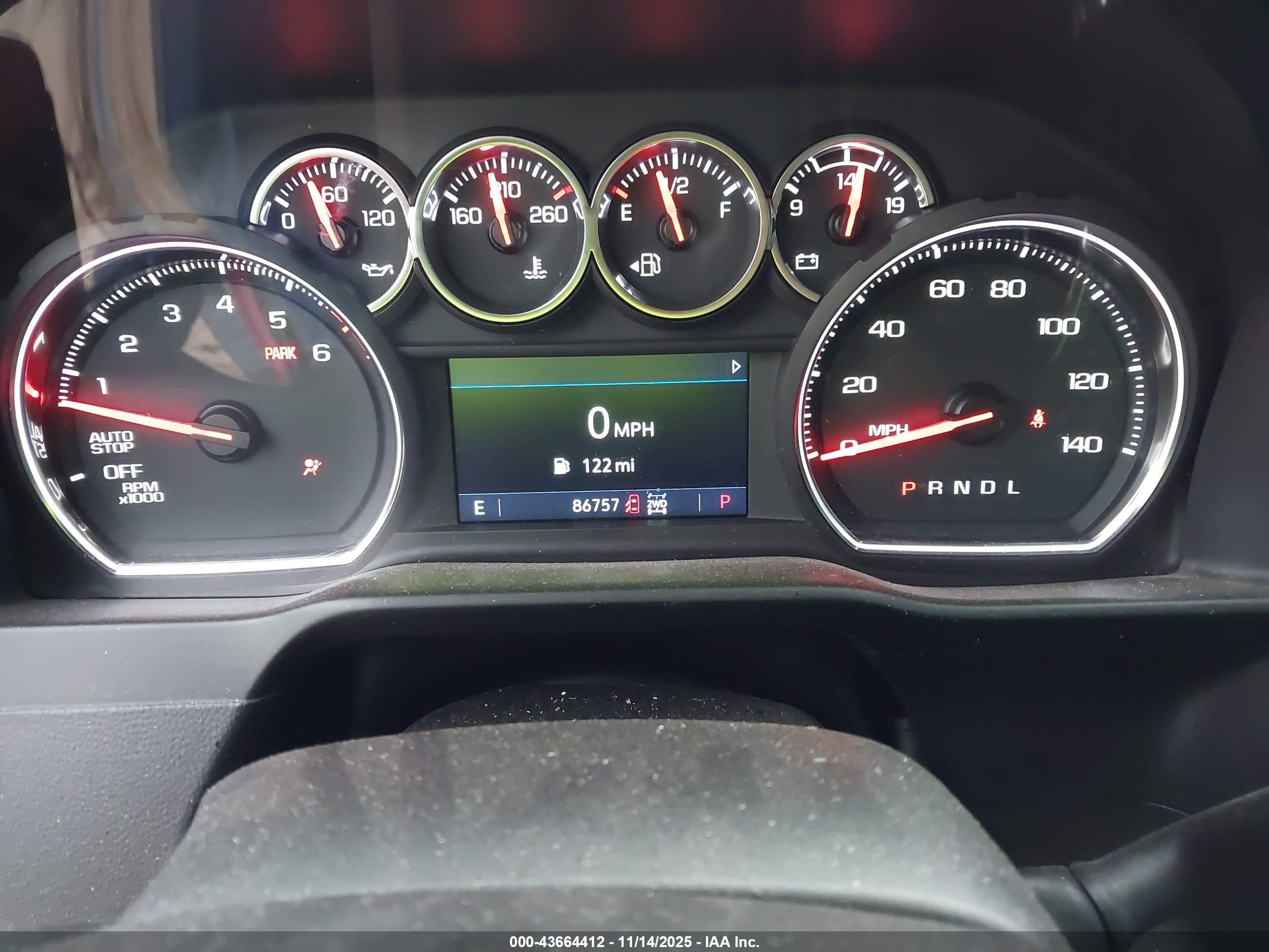 CHEVROLET SILVERADO image 7