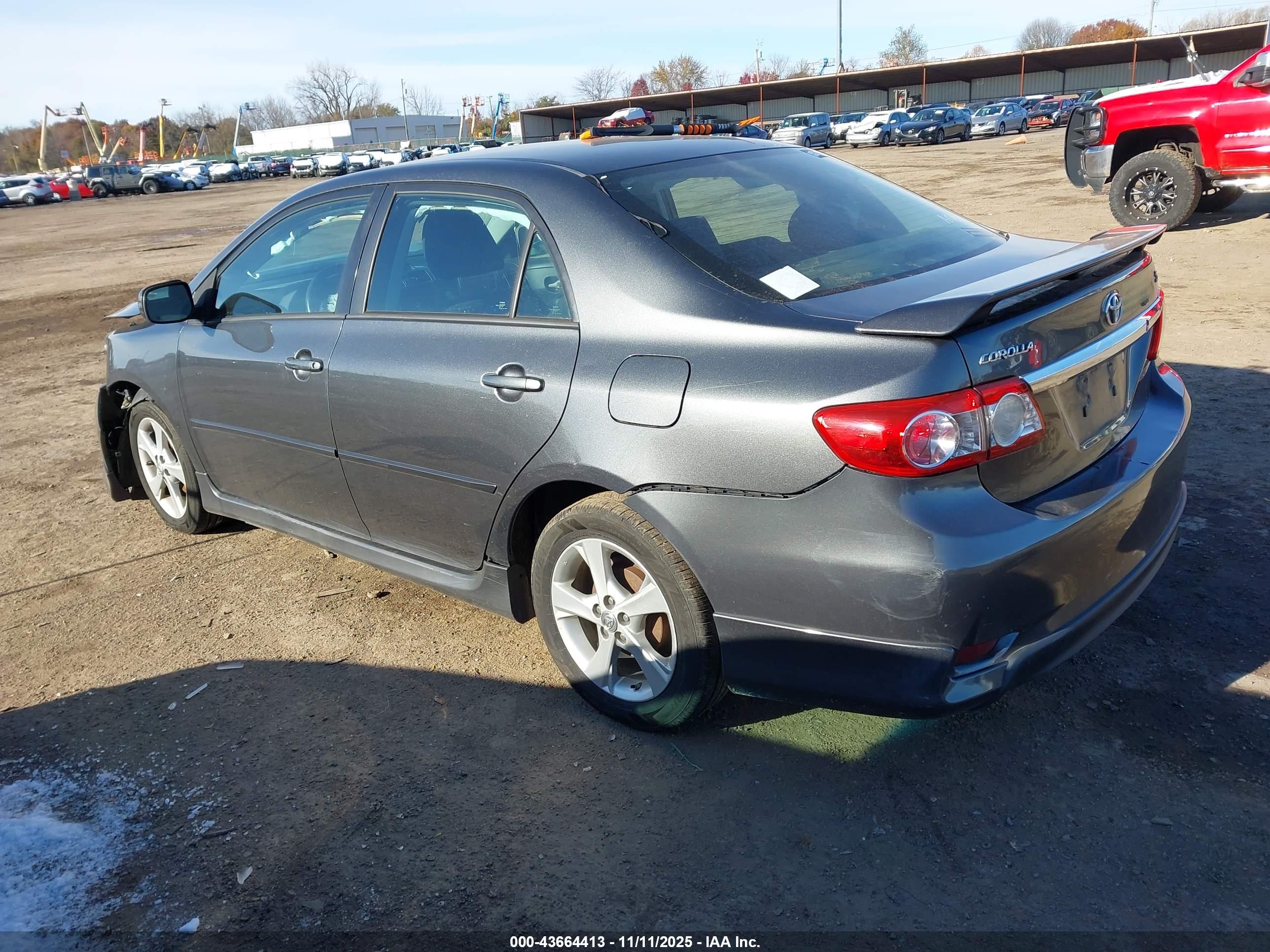 TOYOTA COROLLA image 3