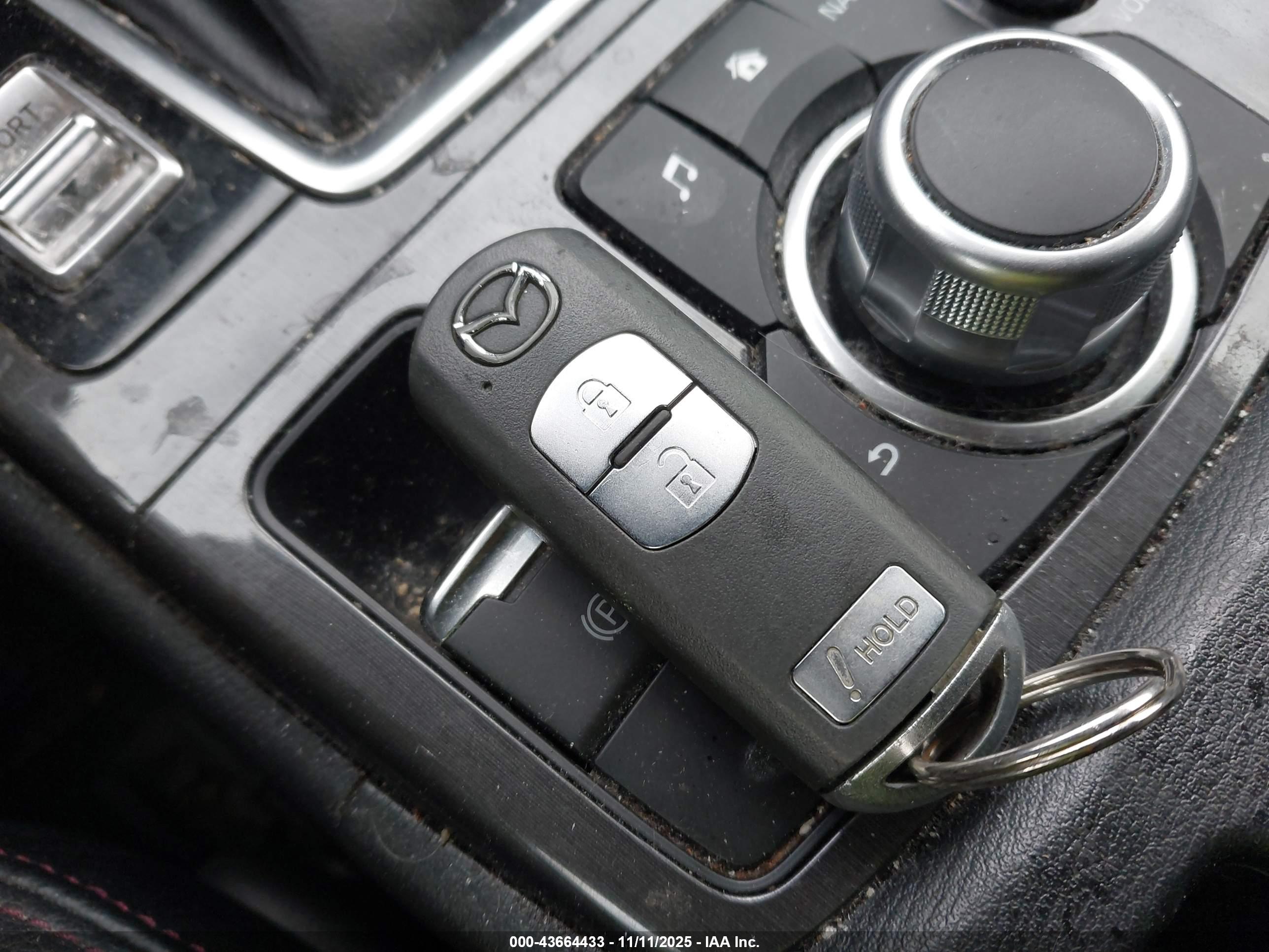 MAZDA CX-5 image 11