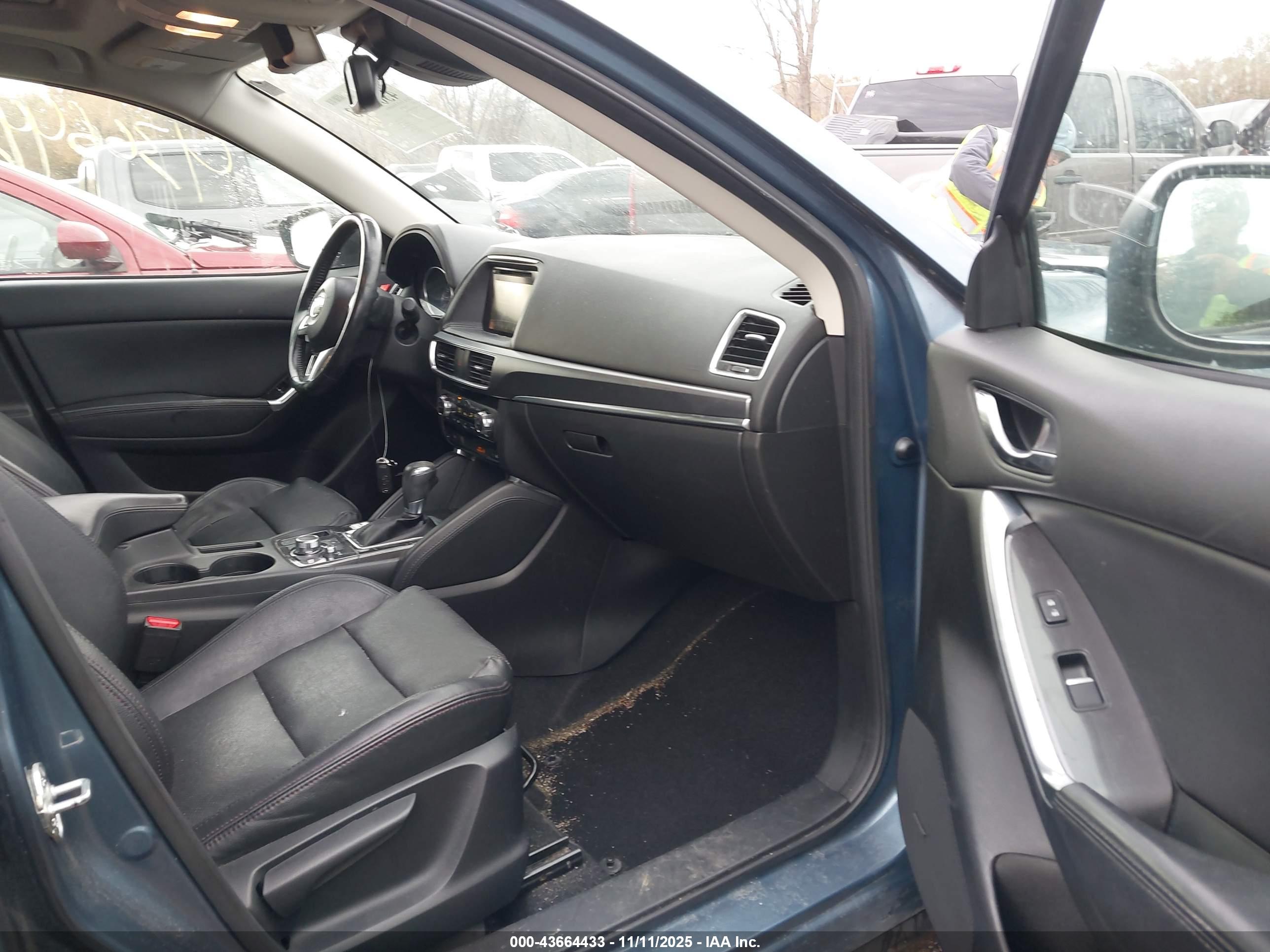 MAZDA CX-5 image 5