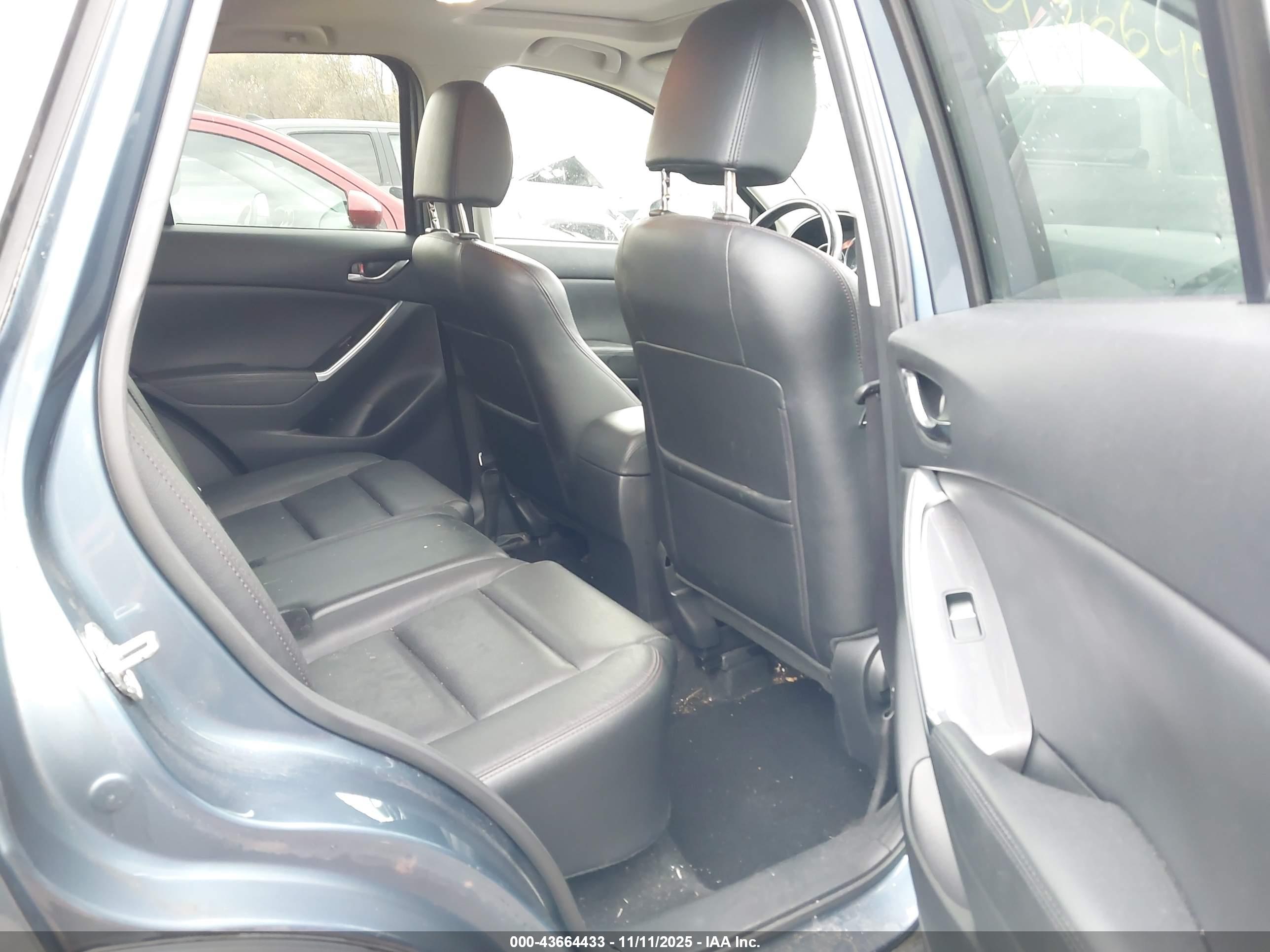 MAZDA CX-5 image 8
