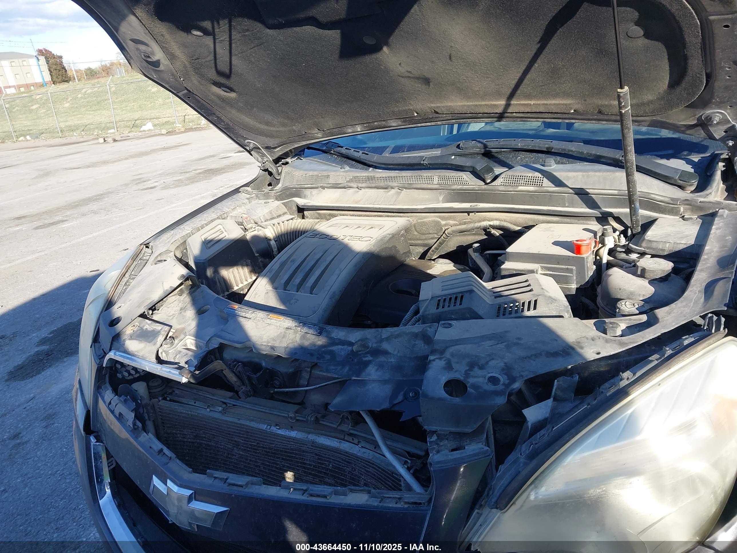 CHEVROLET EQUINOX image 10