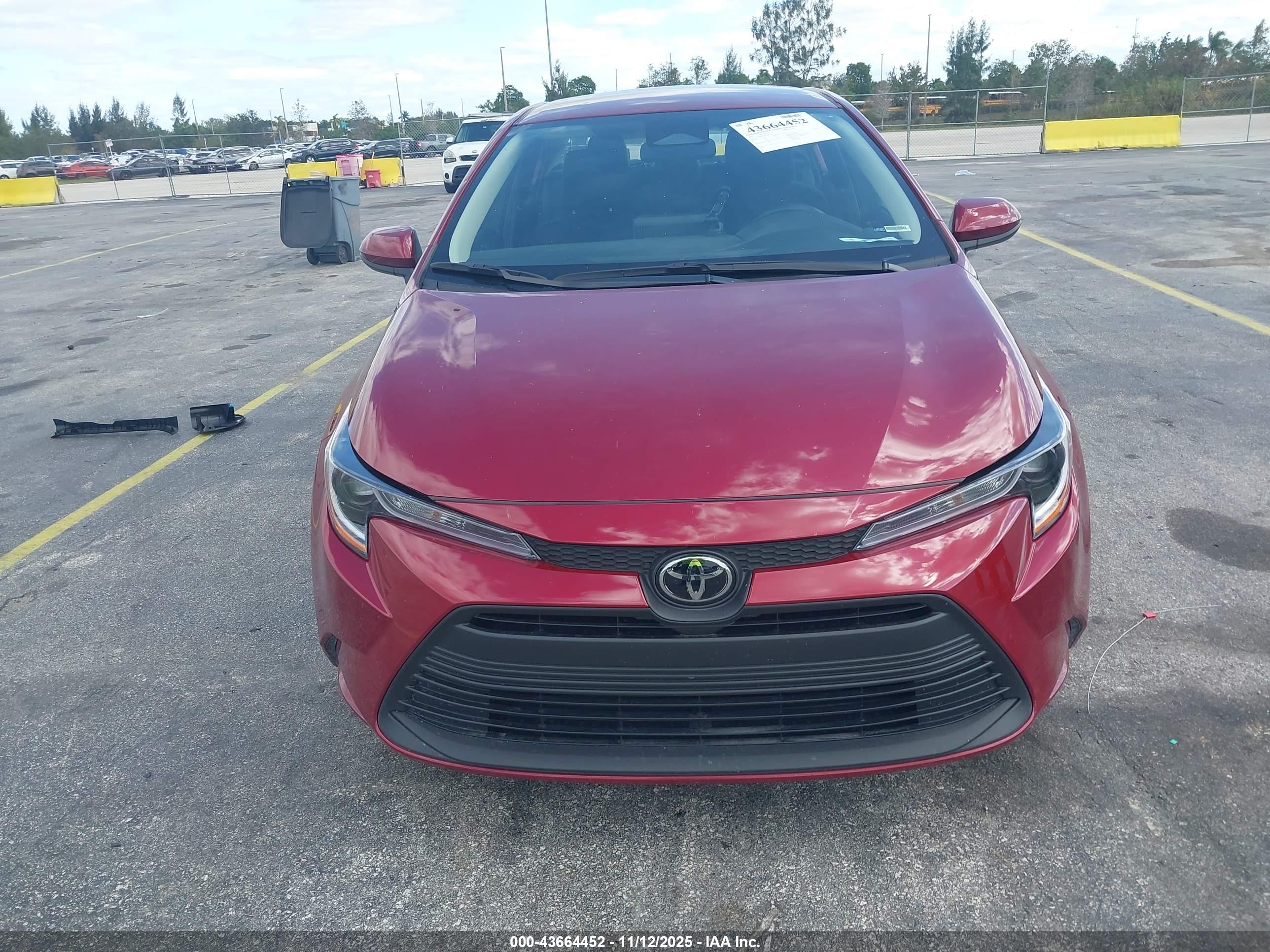 TOYOTA COROLLA image 6
