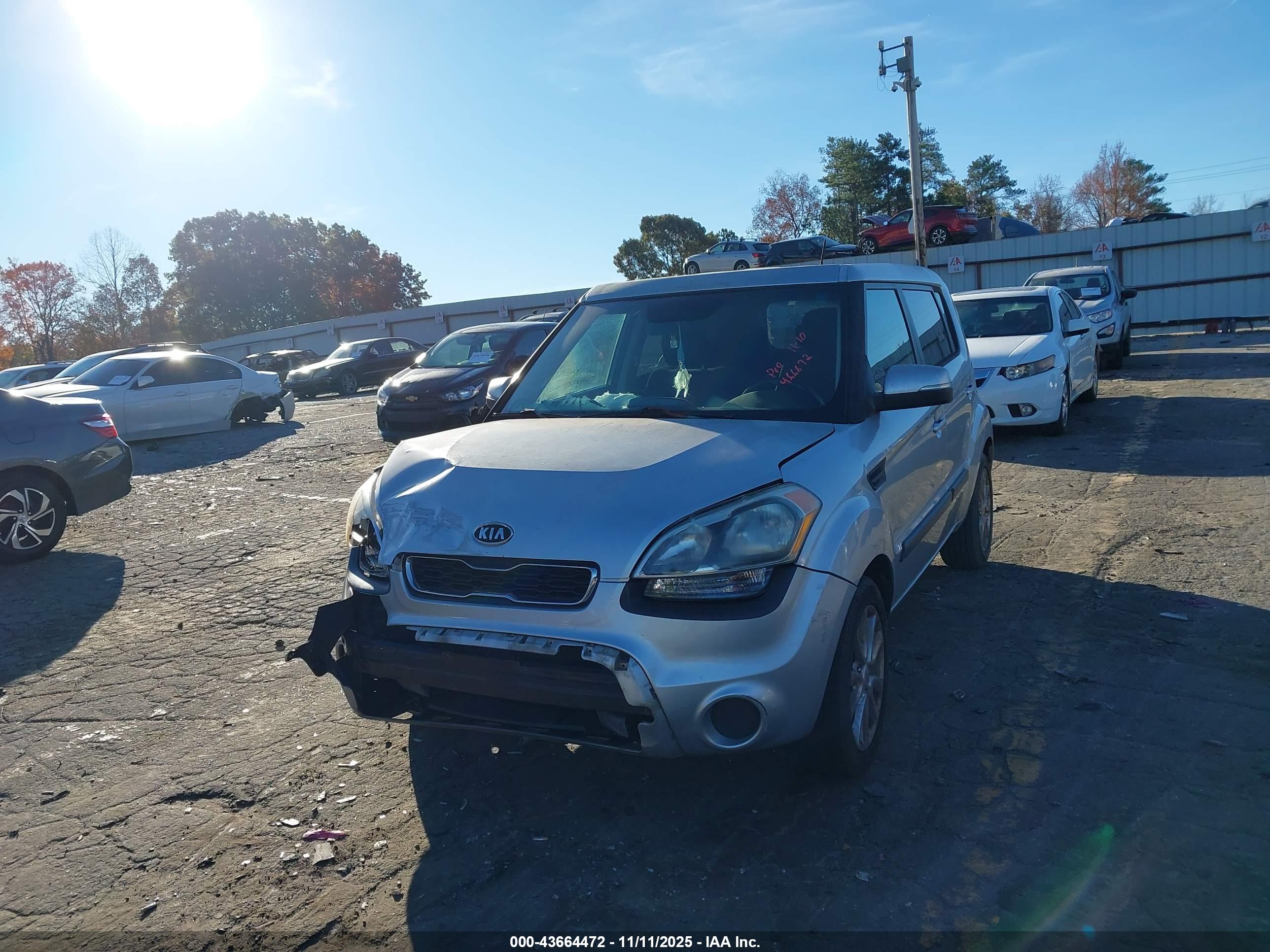 KIA SOUL image 2
