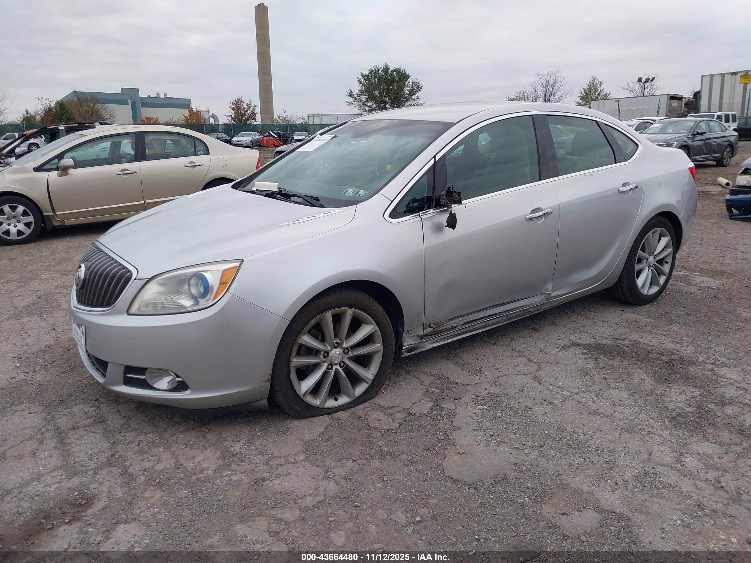 BUICK VERANO image 2