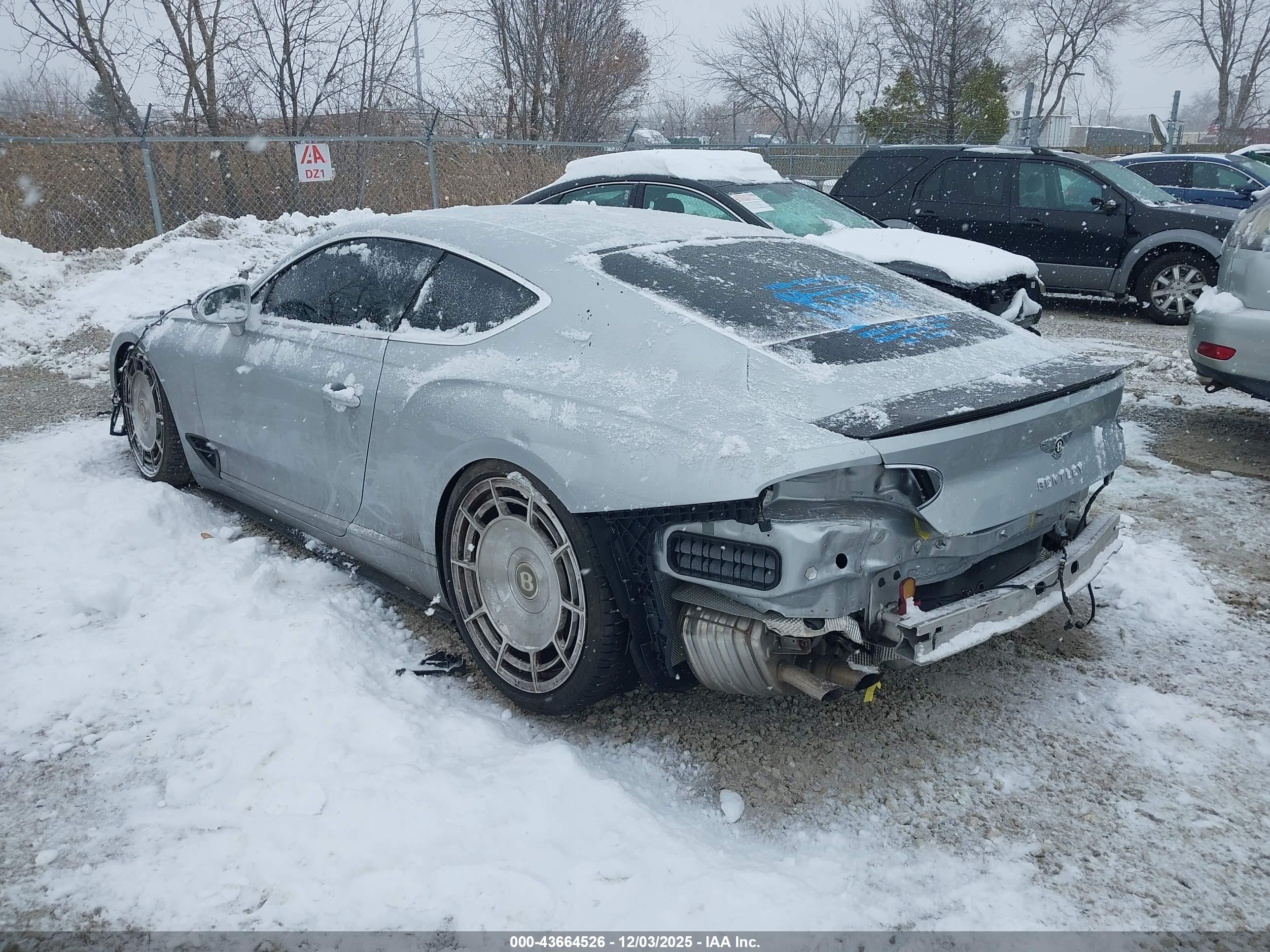BENTLEY CONTINENTAL image 3