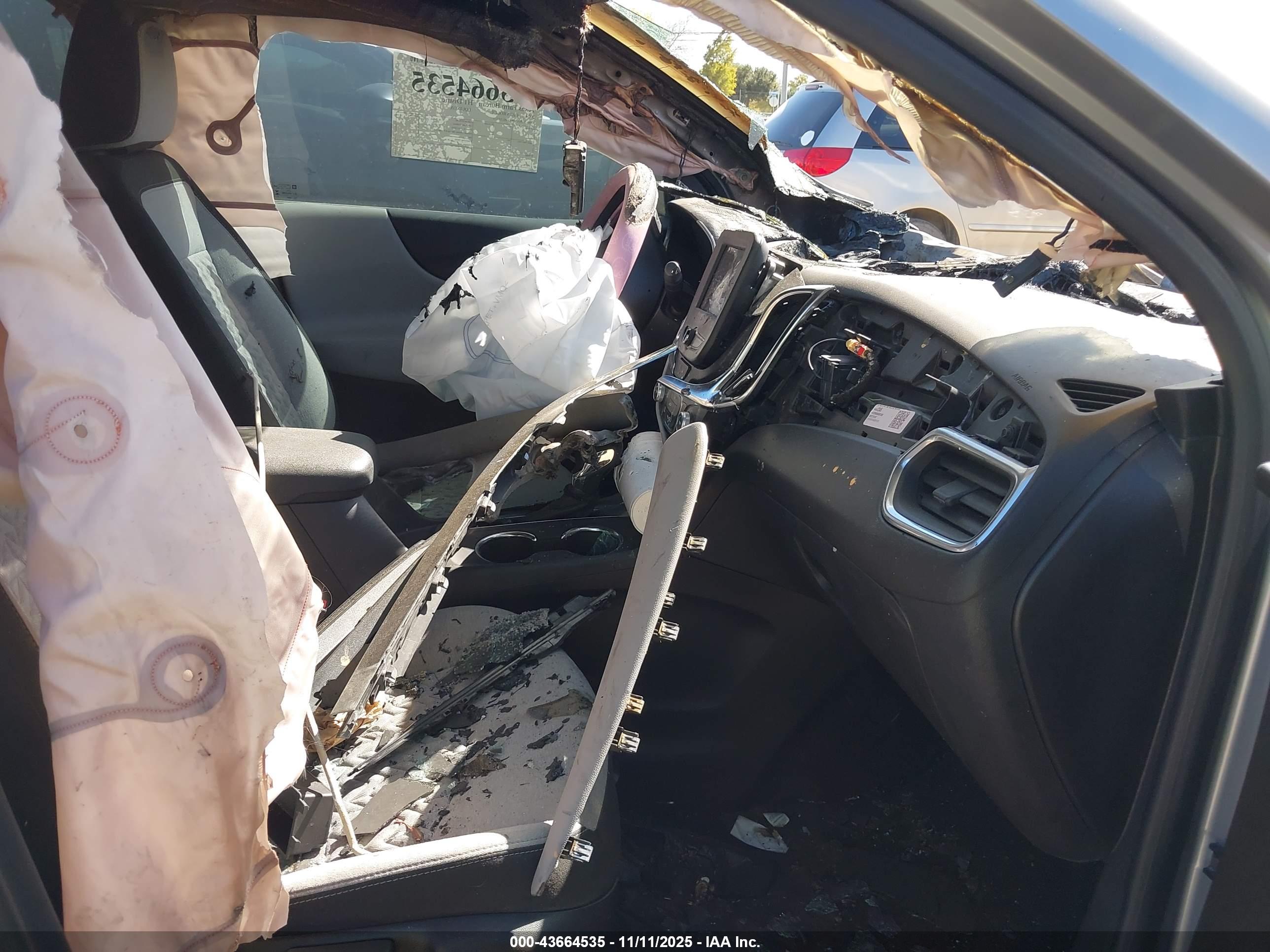 CHEVROLET EQUINOX image 5