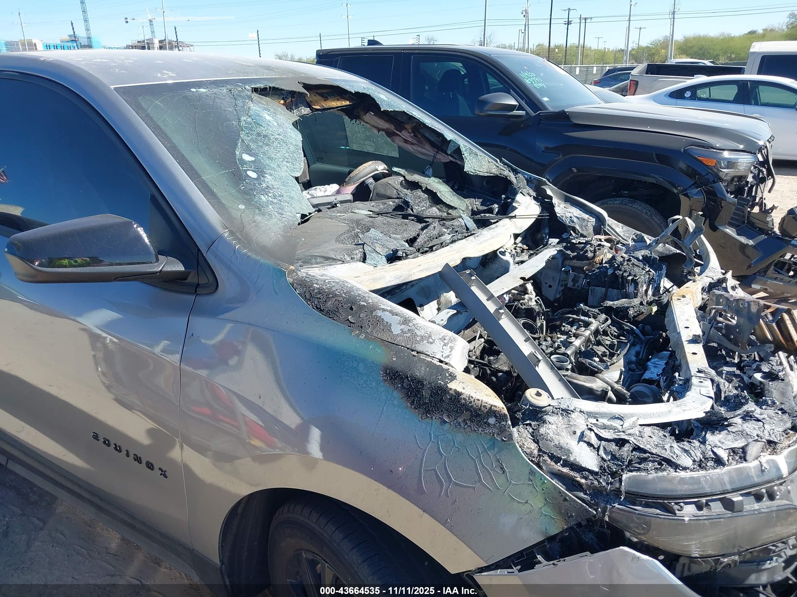 CHEVROLET EQUINOX image 6