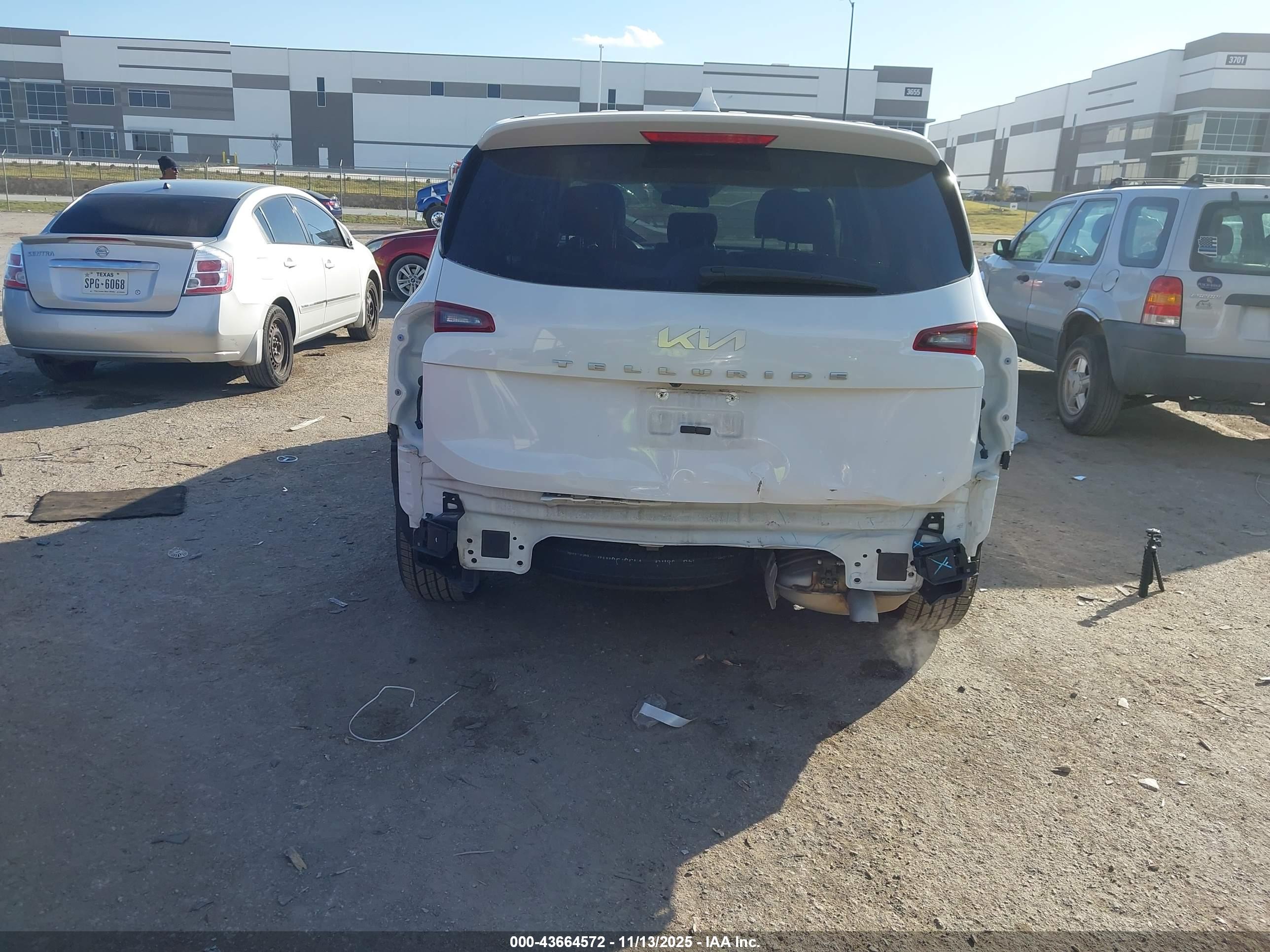KIA TELLURIDE image 6