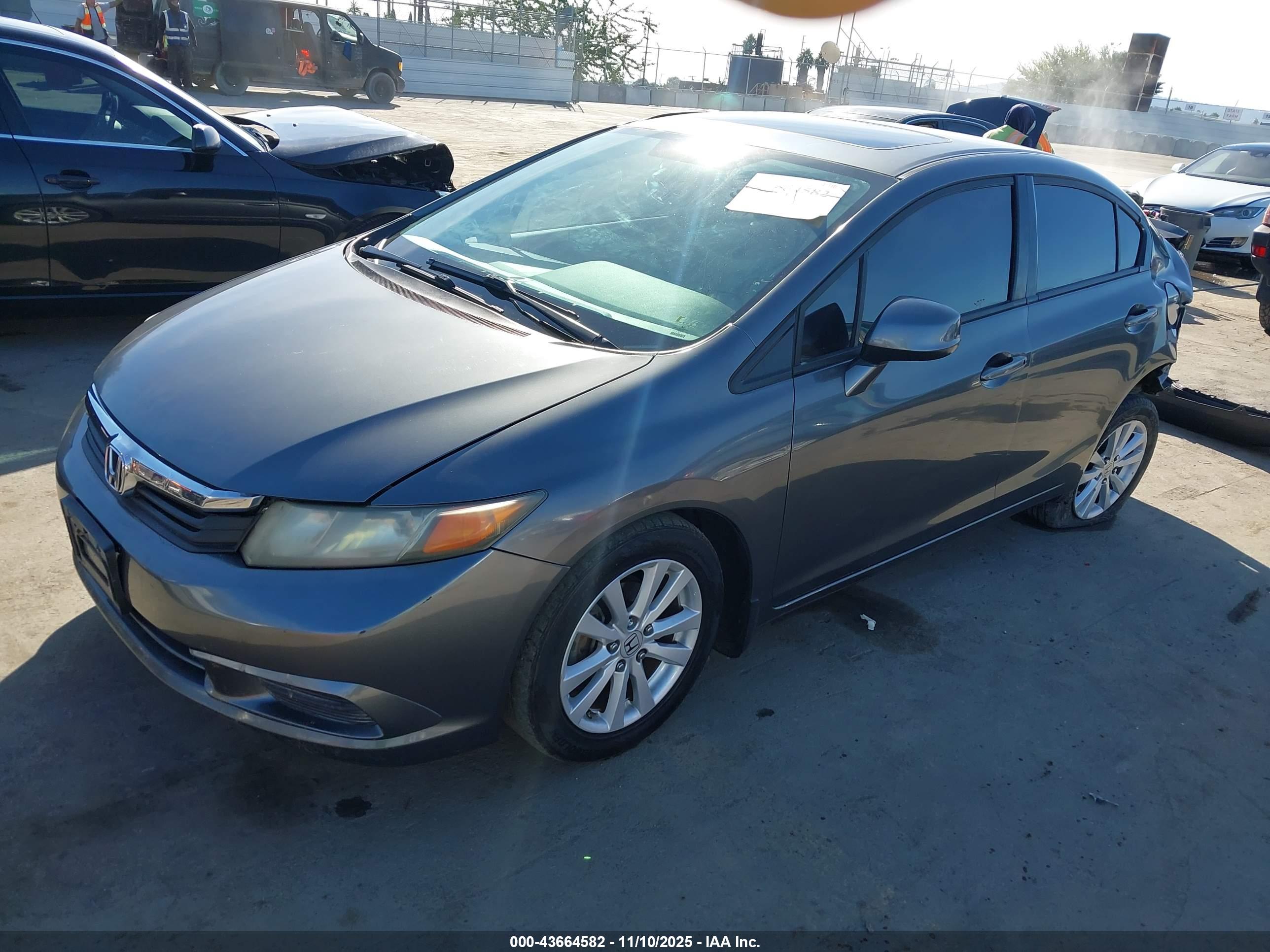 HONDA CIVIC image 2