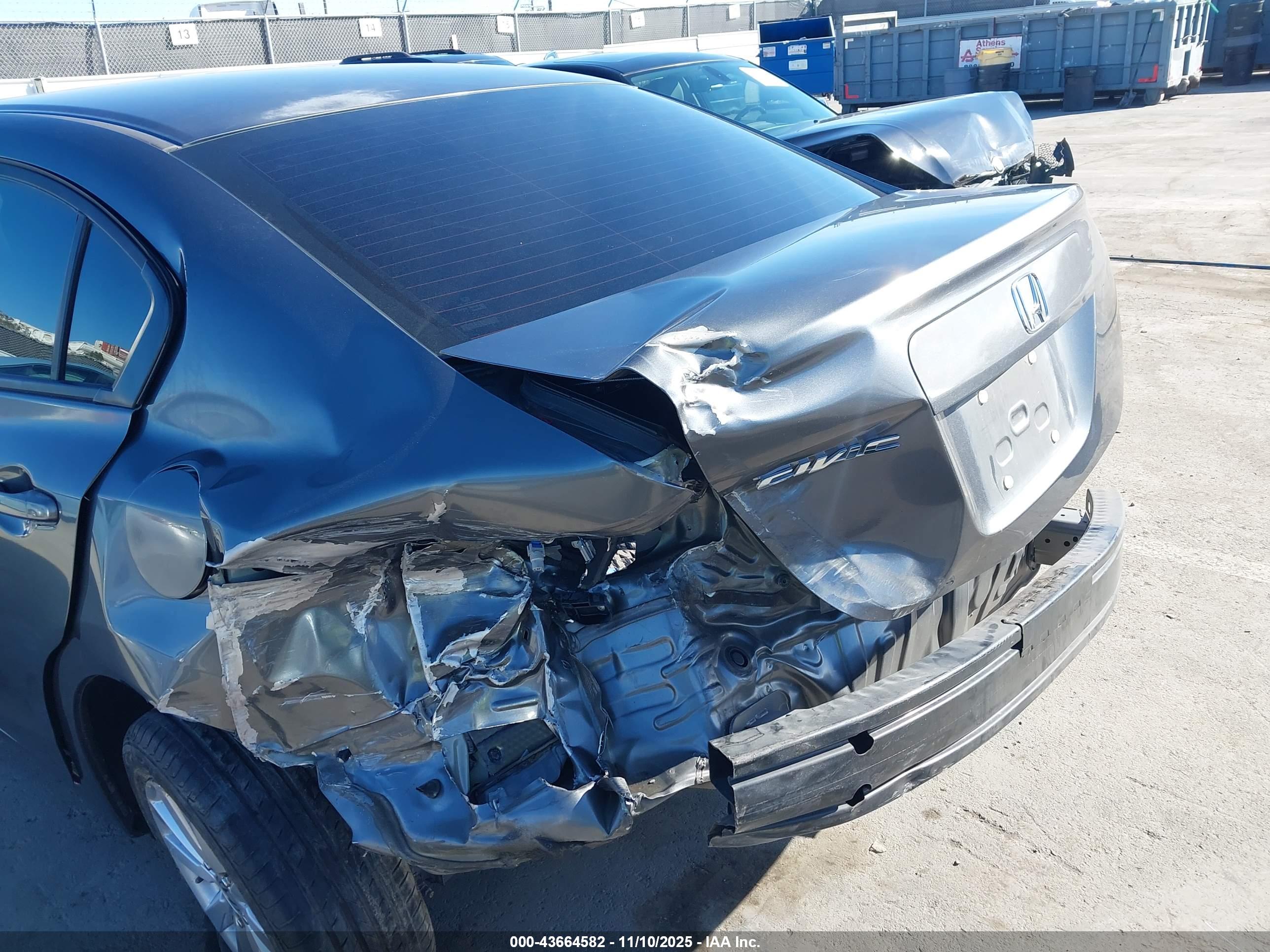 HONDA CIVIC image 6