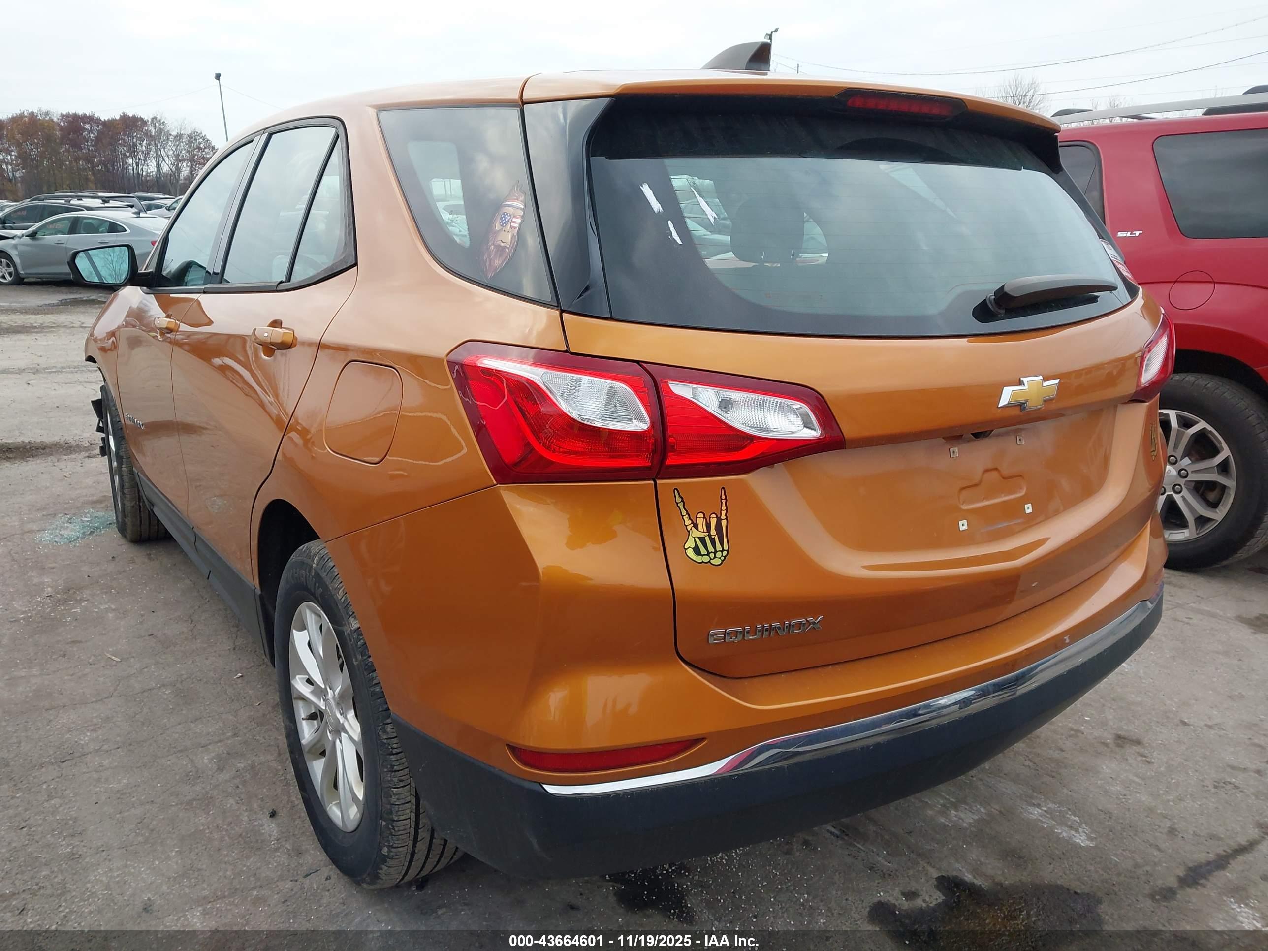 CHEVROLET EQUINOX image 3