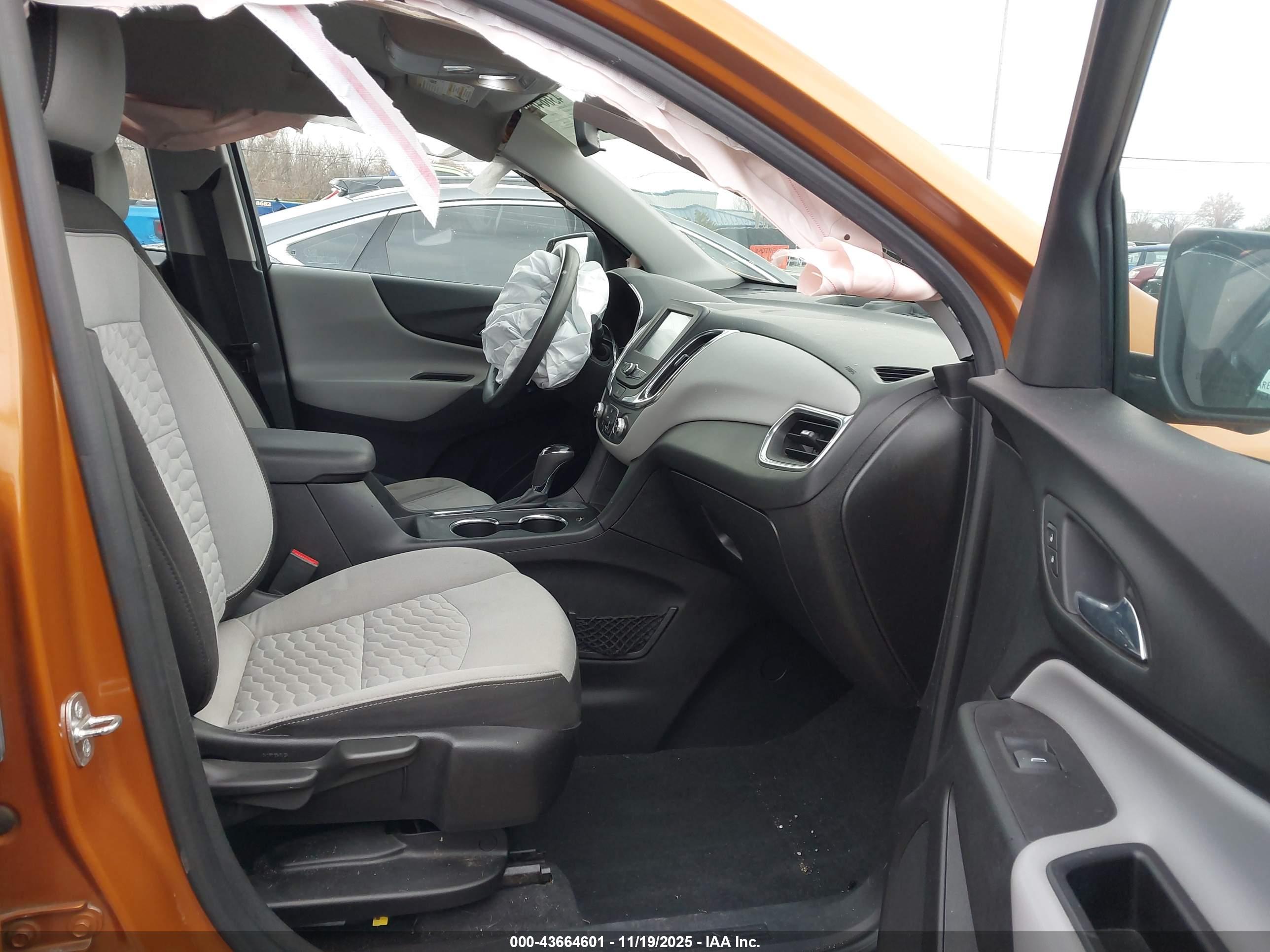 CHEVROLET EQUINOX image 5
