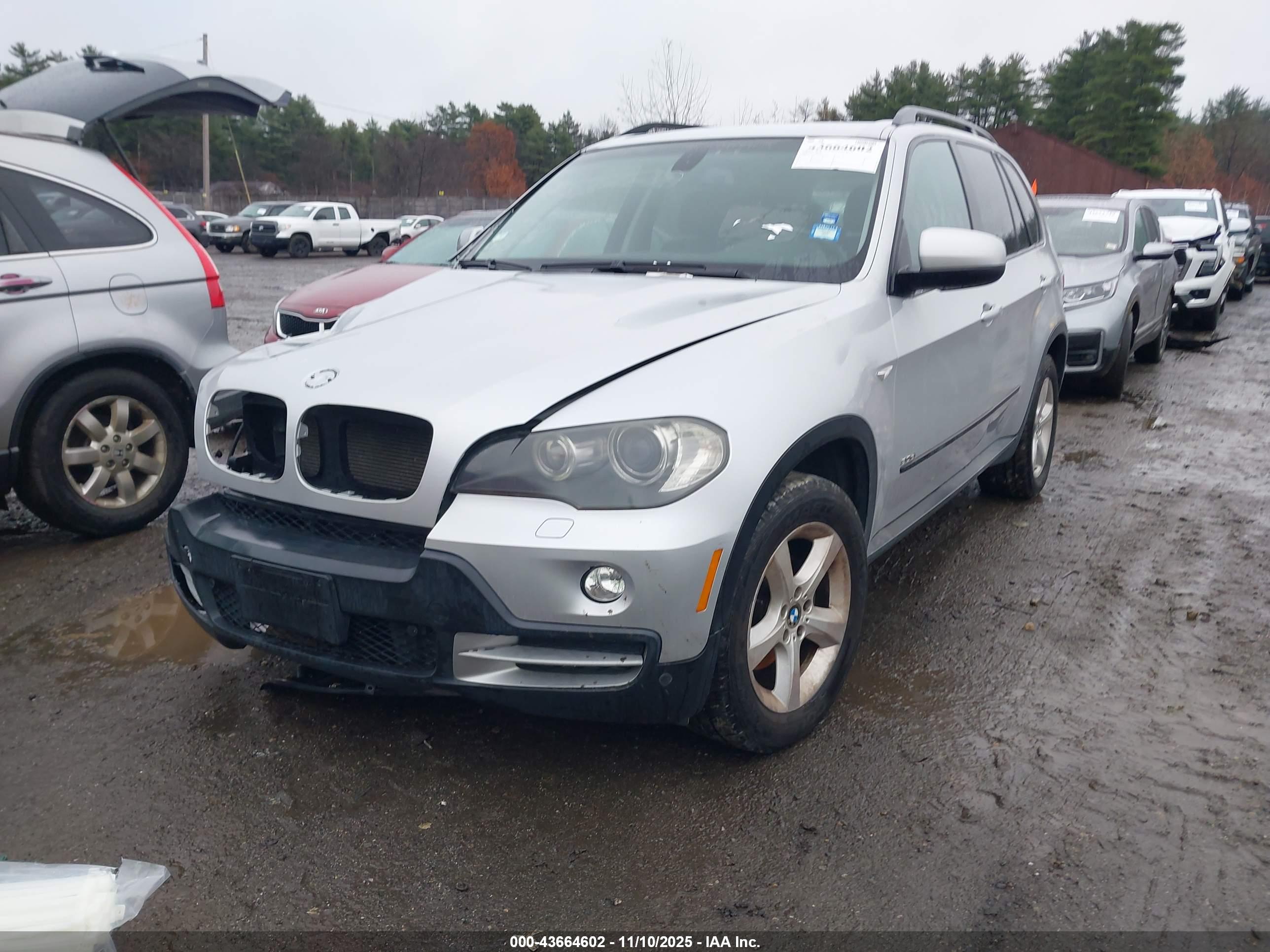 BMW X5 image 2