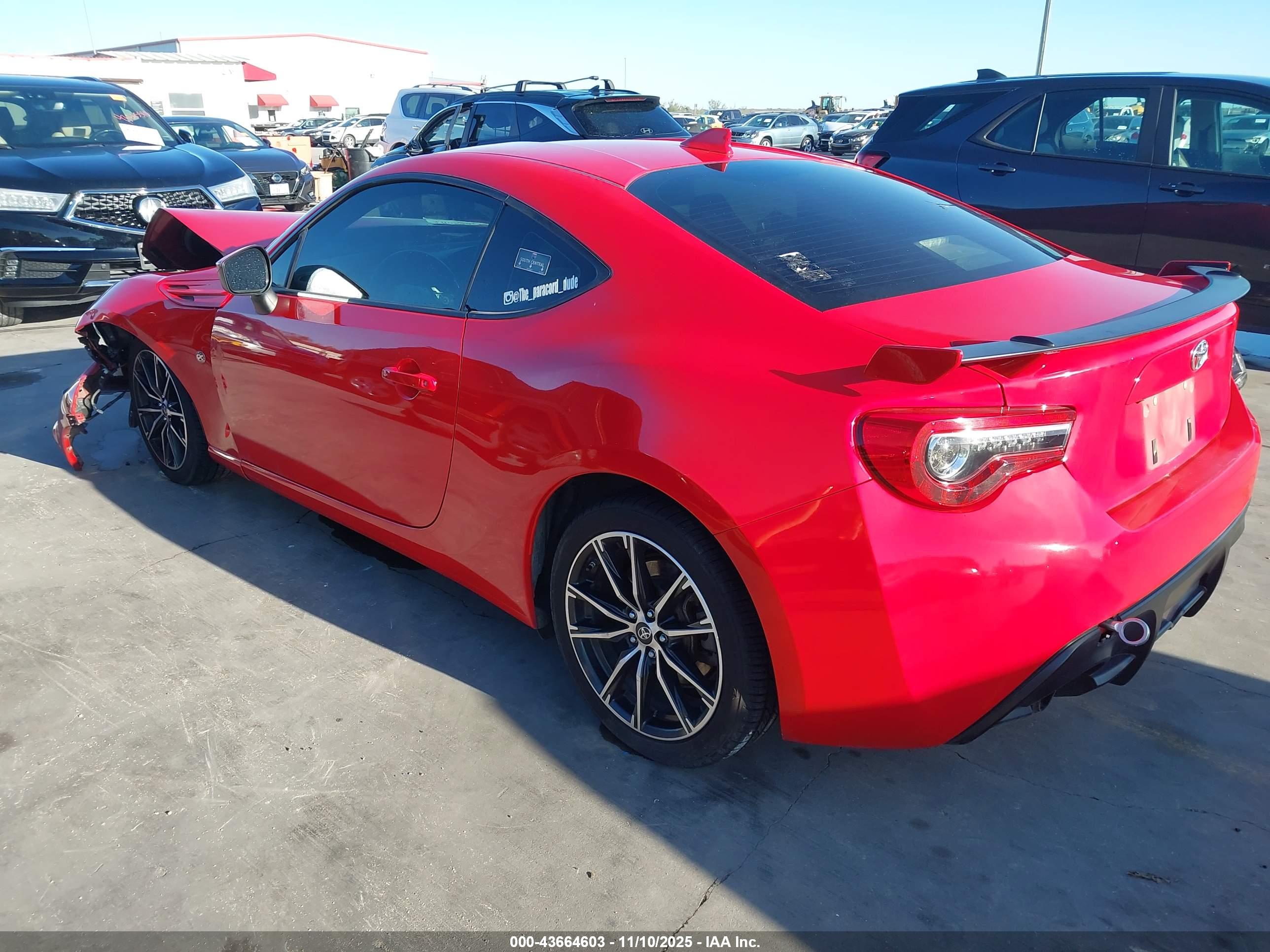 TOYOTA 86 image 3