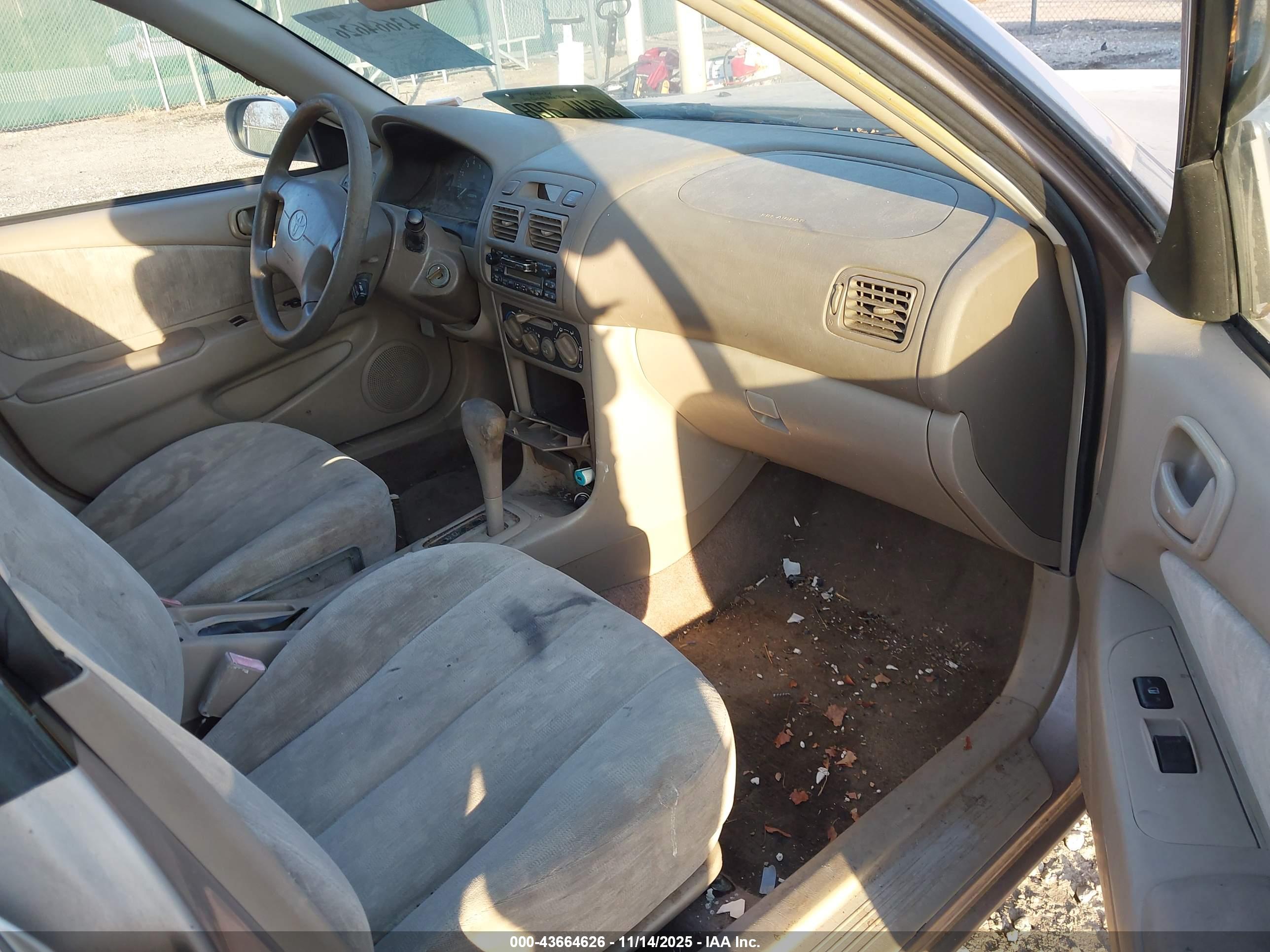 TOYOTA COROLLA image 5