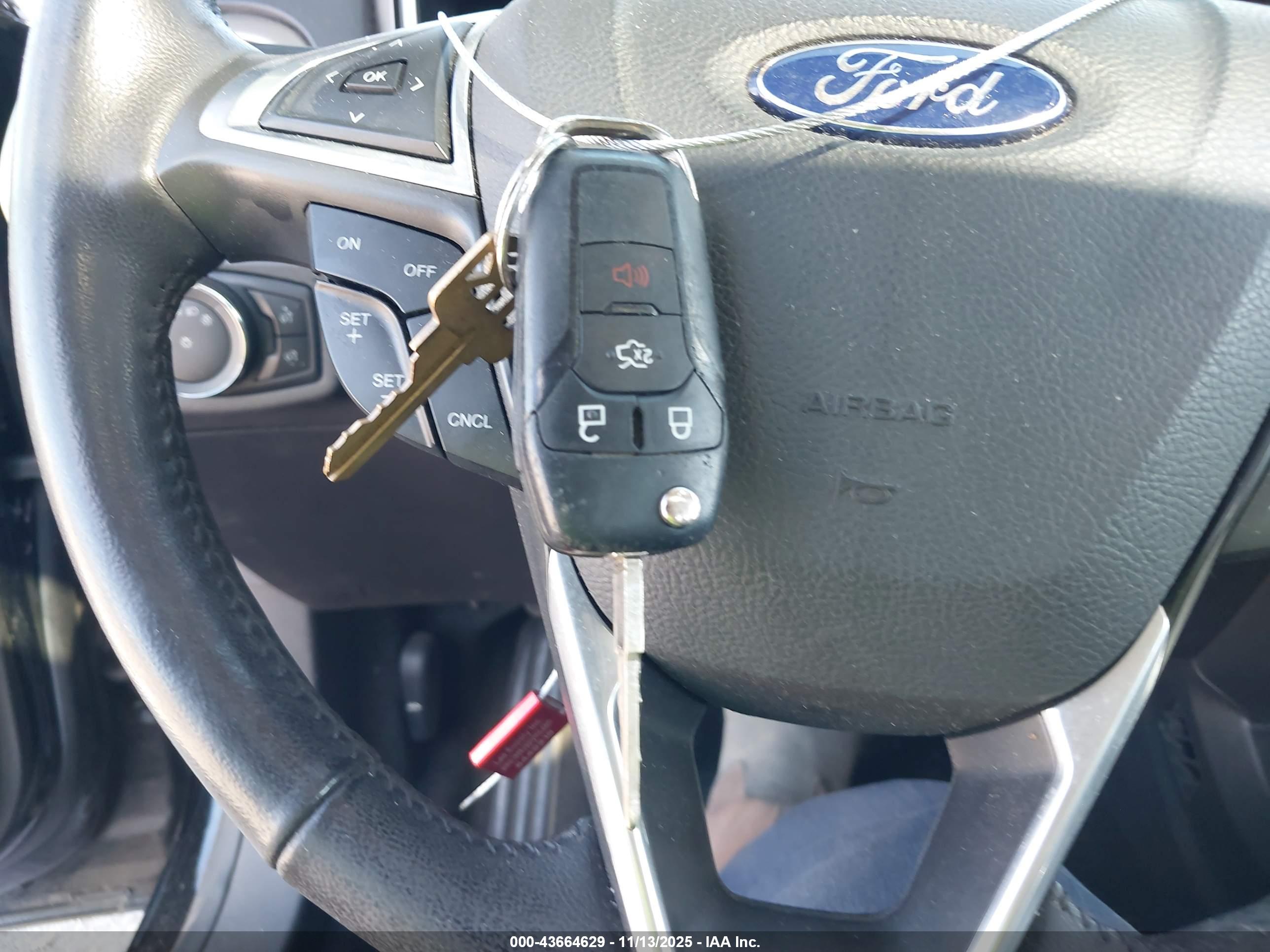 FORD FUSION image 11