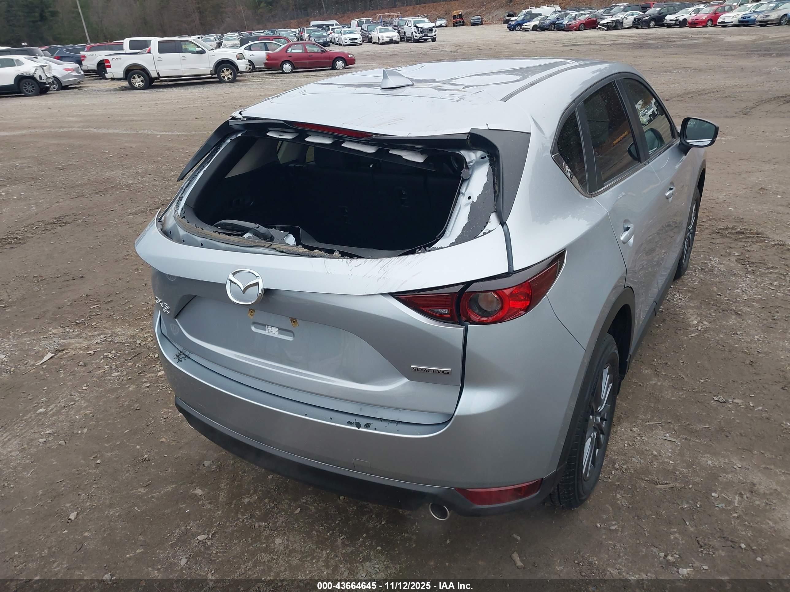 MAZDA CX-5 image 6