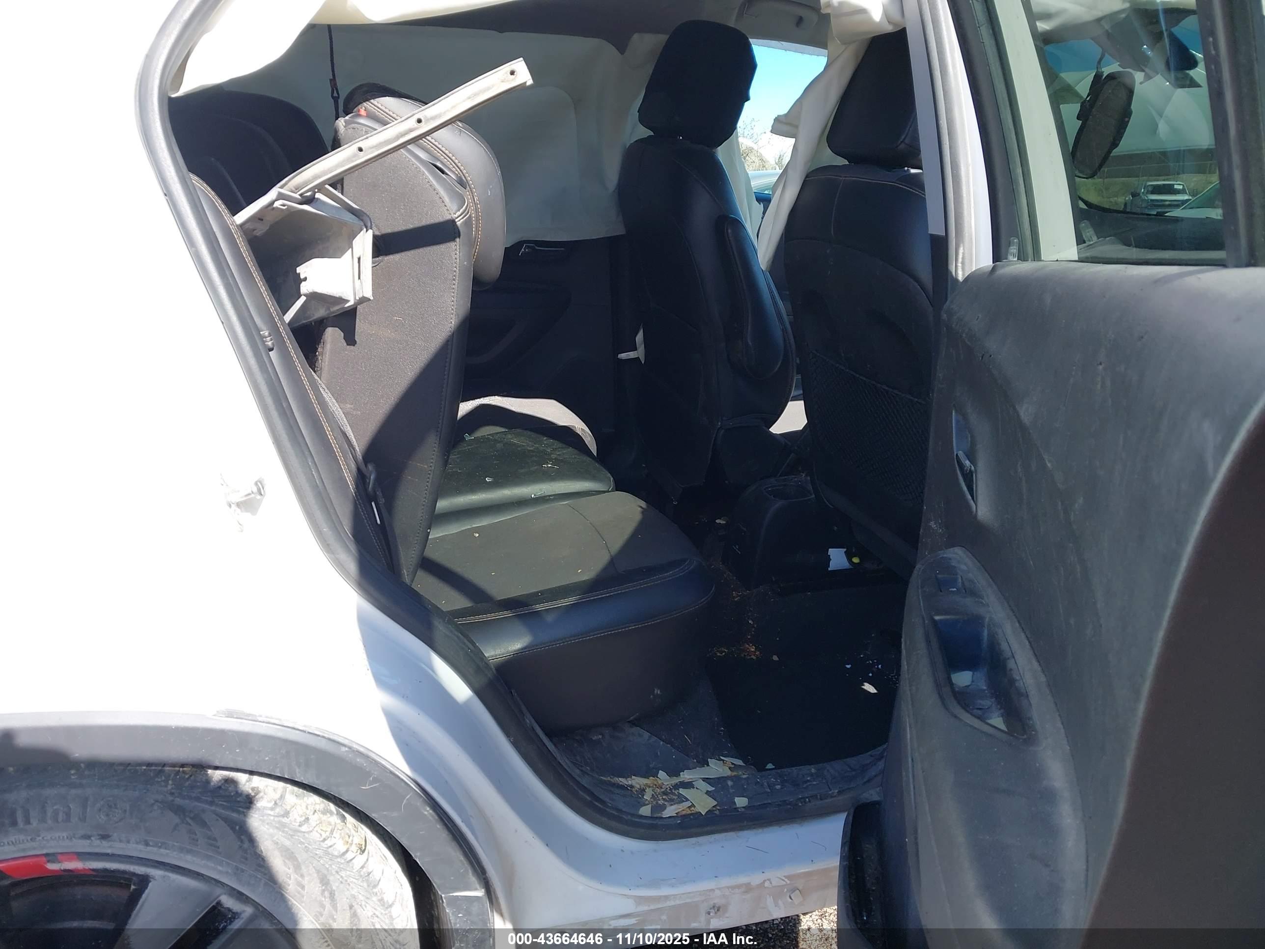 CHEVROLET TRAX image 8