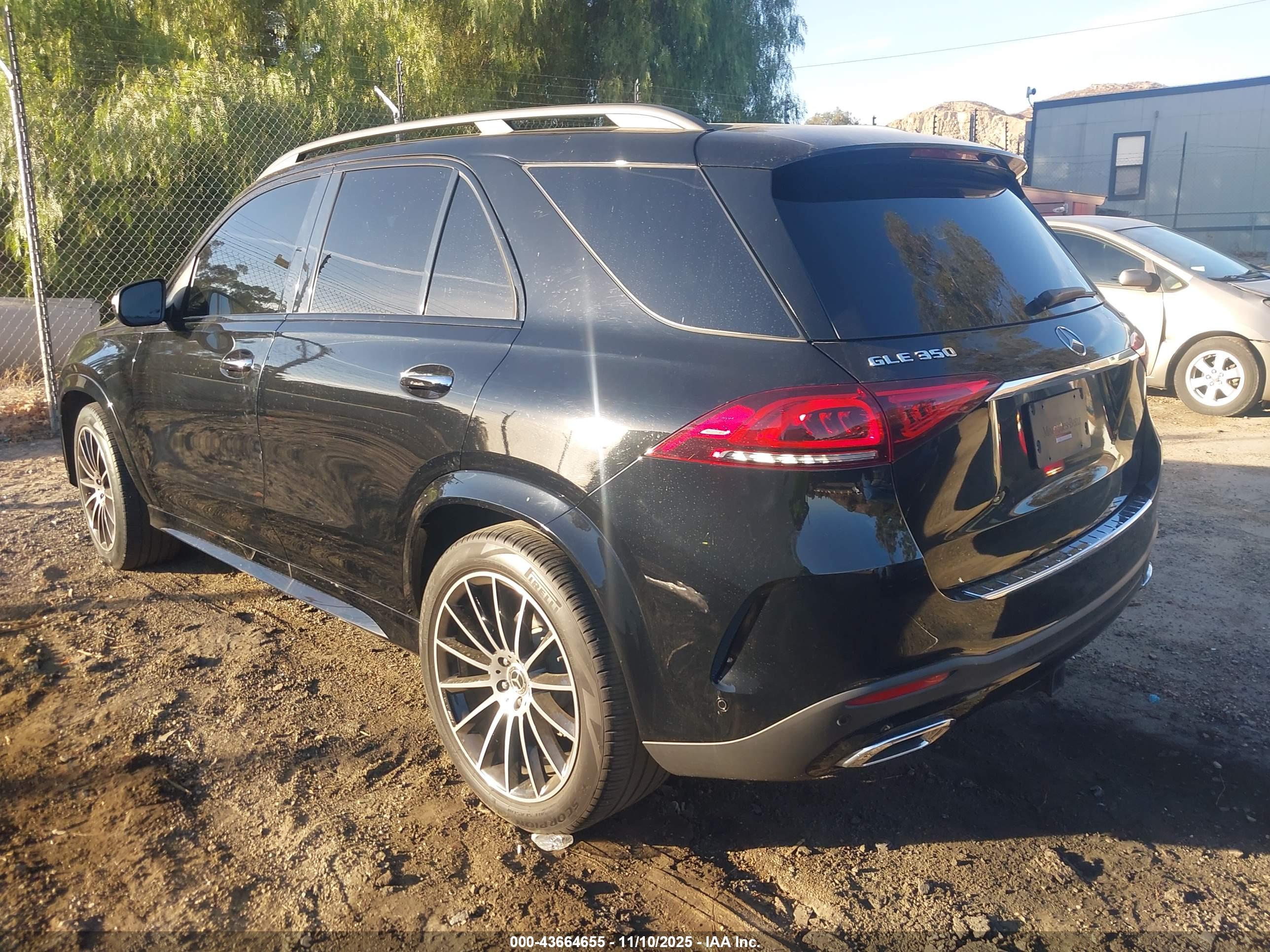 MERCEDES-BENZ GLE image 3