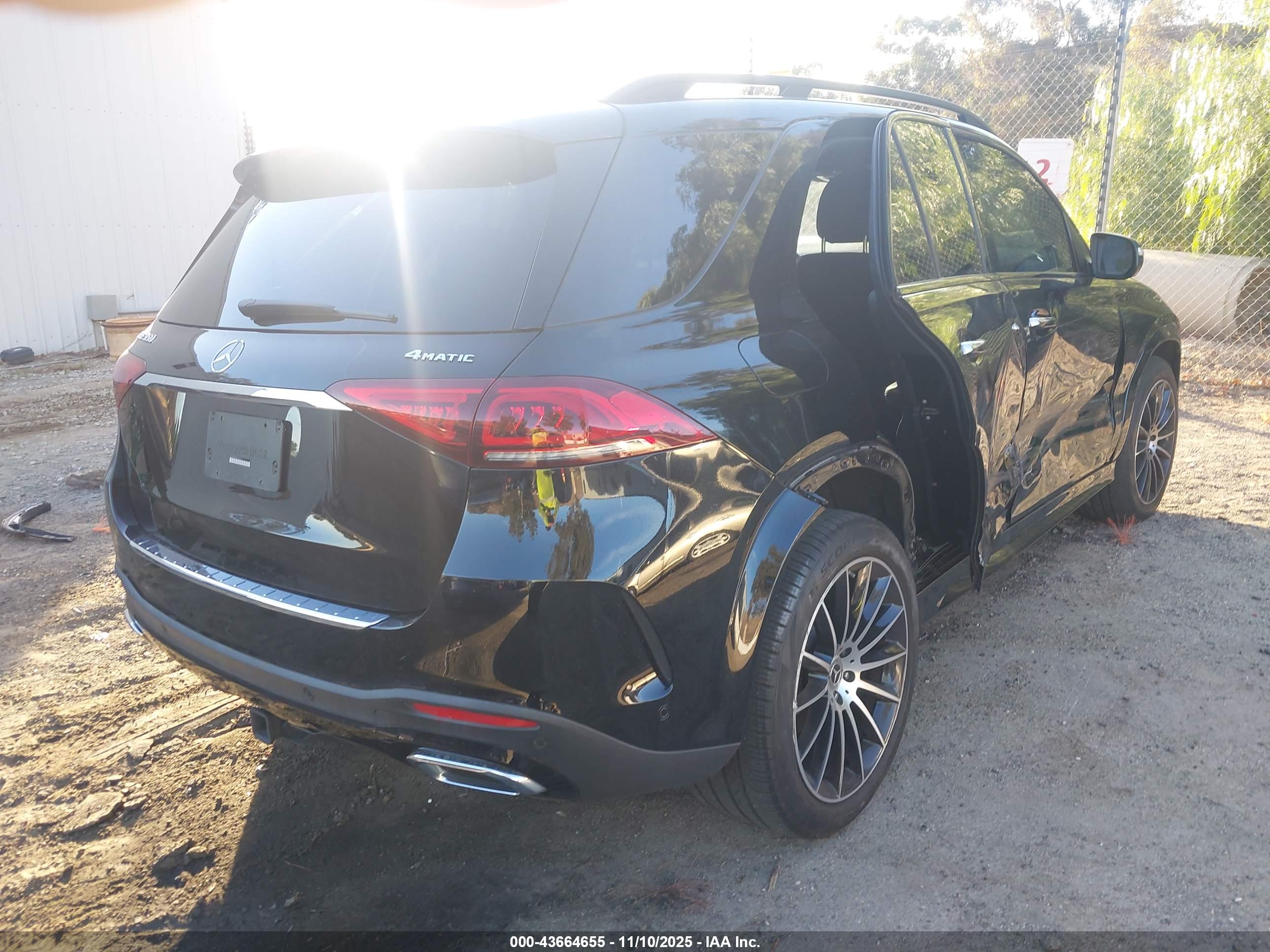 MERCEDES-BENZ GLE image 4