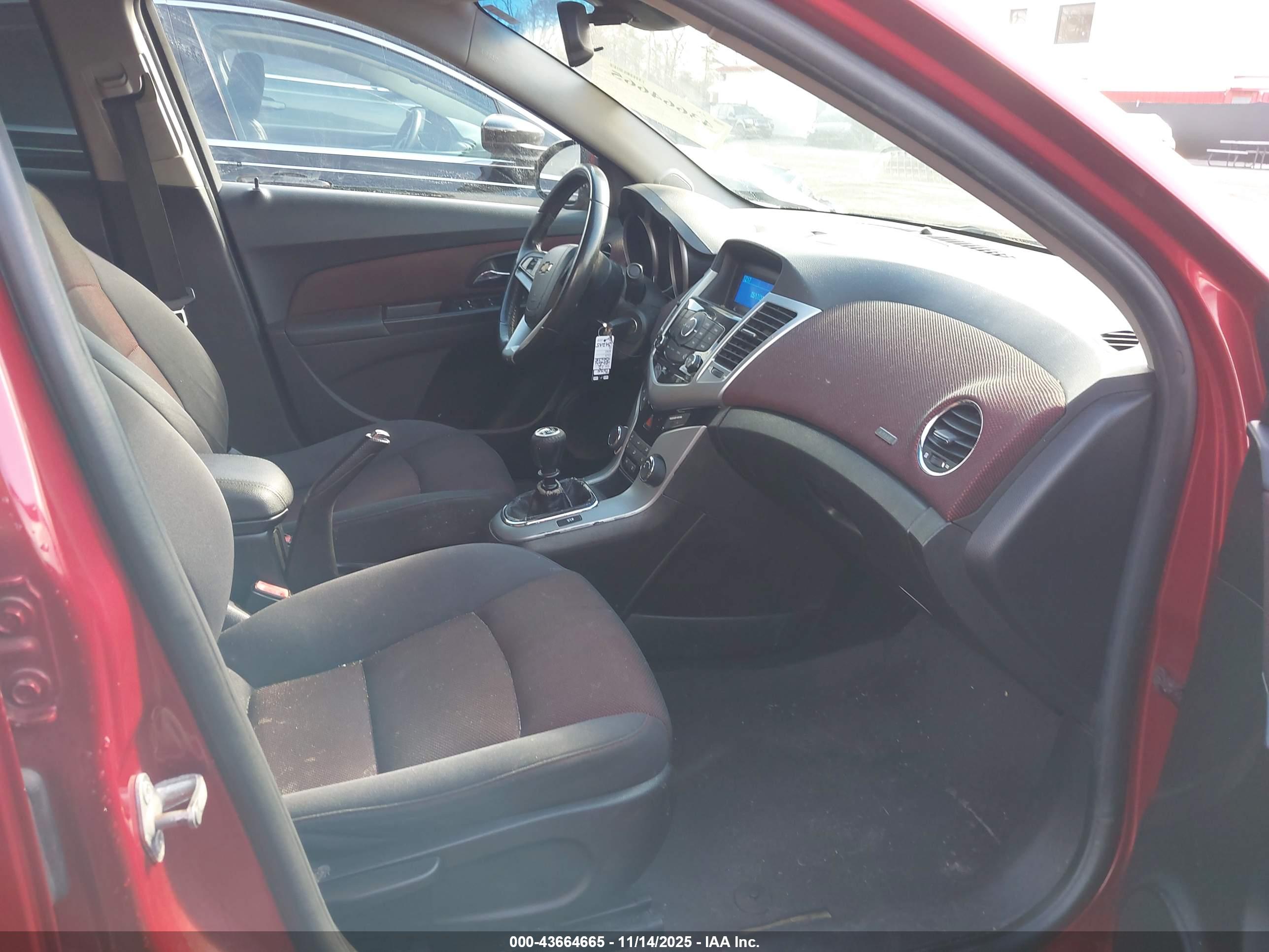 CHEVROLET SONIC image 5