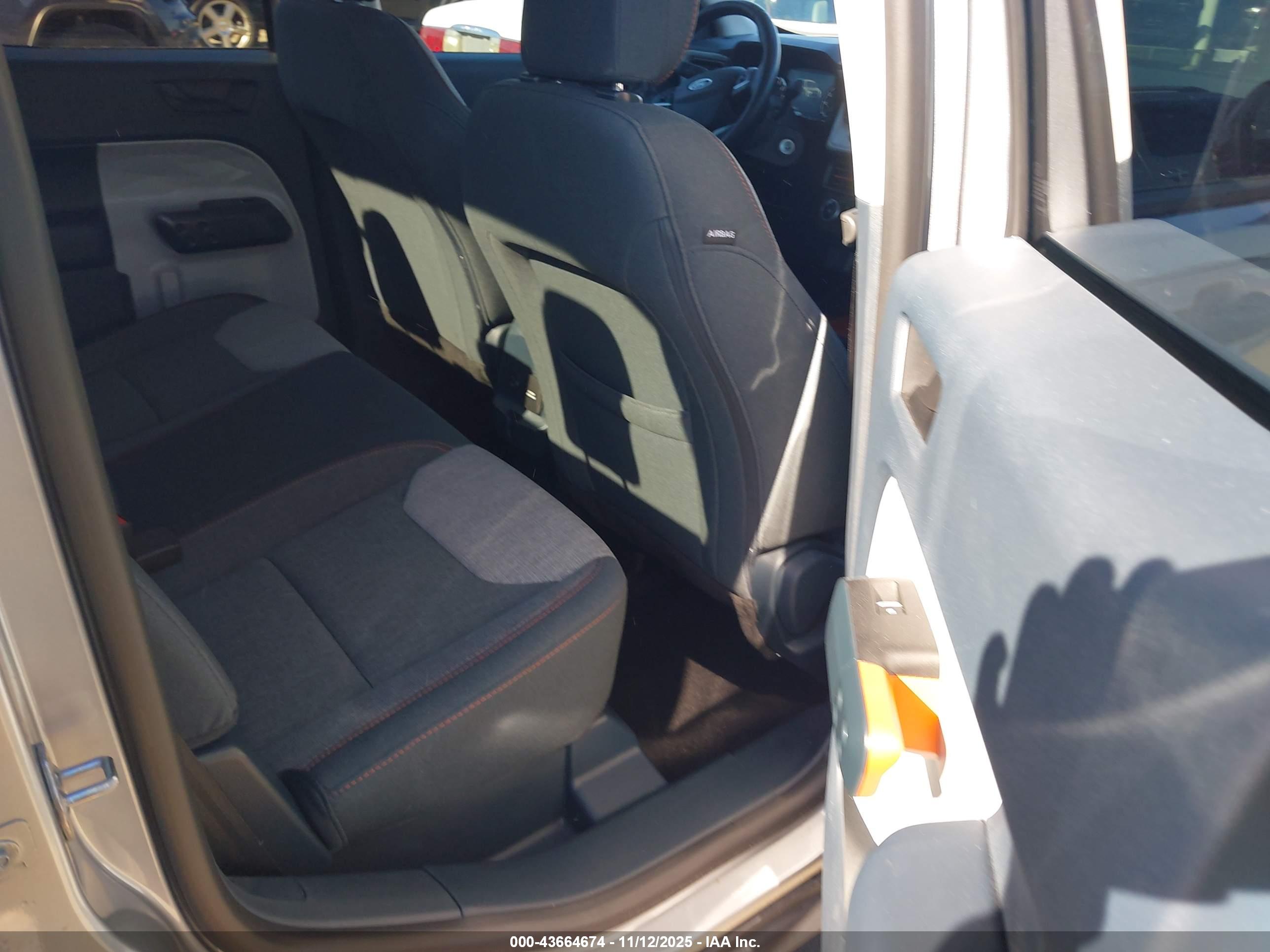 FORD MAVERICK image 8
