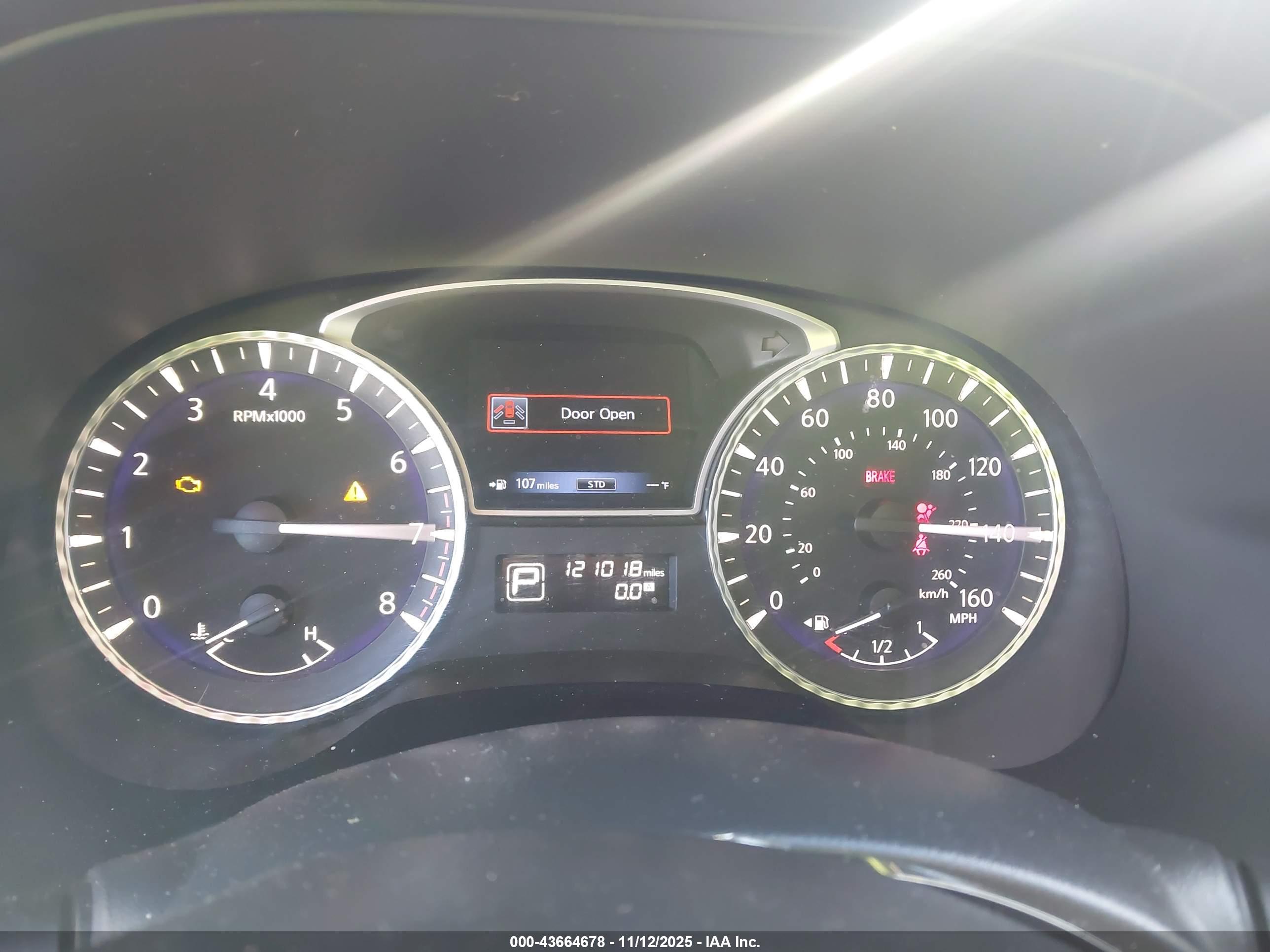INFINITI JX35 image 7