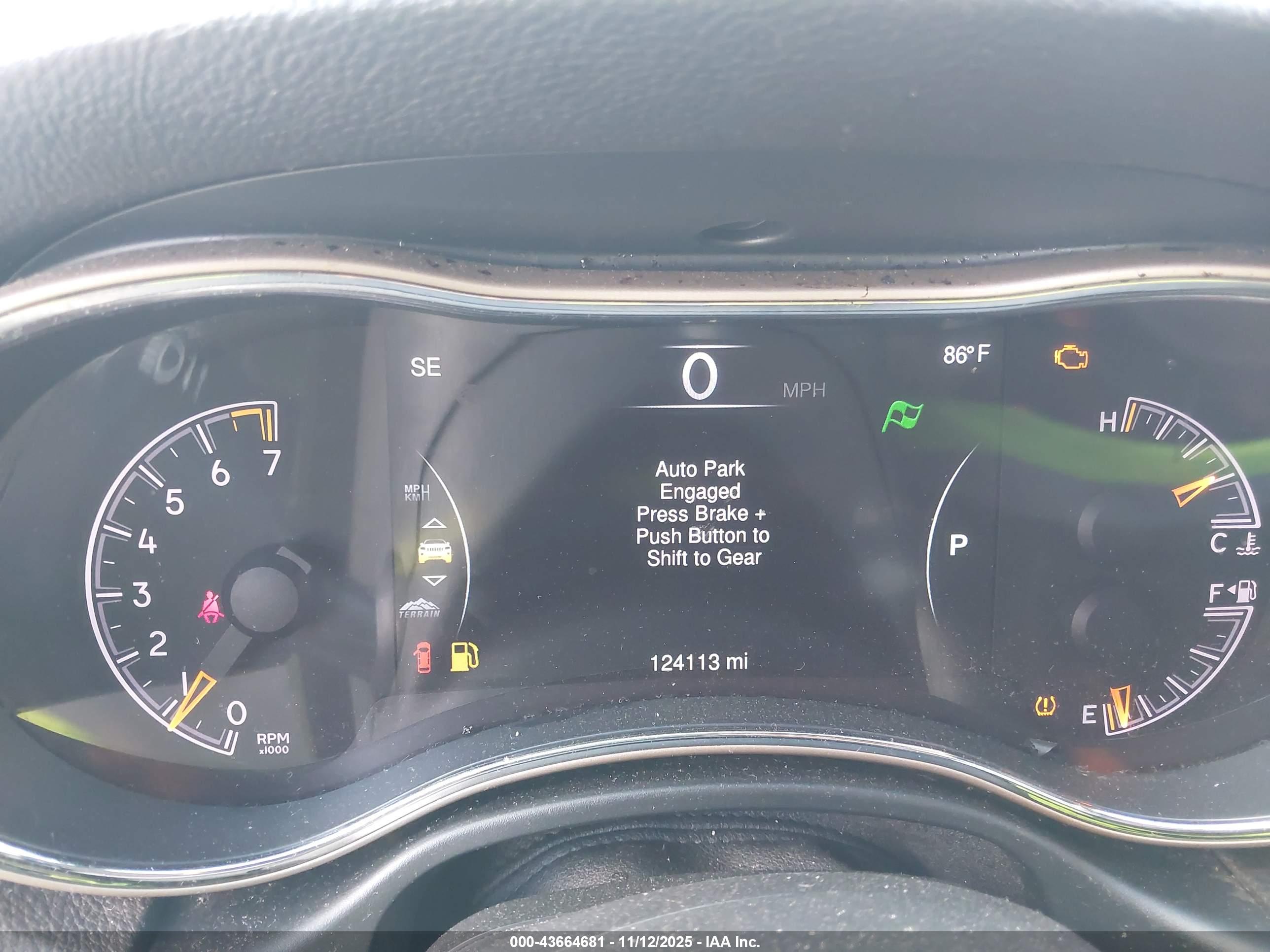 JEEP GRAND image 7