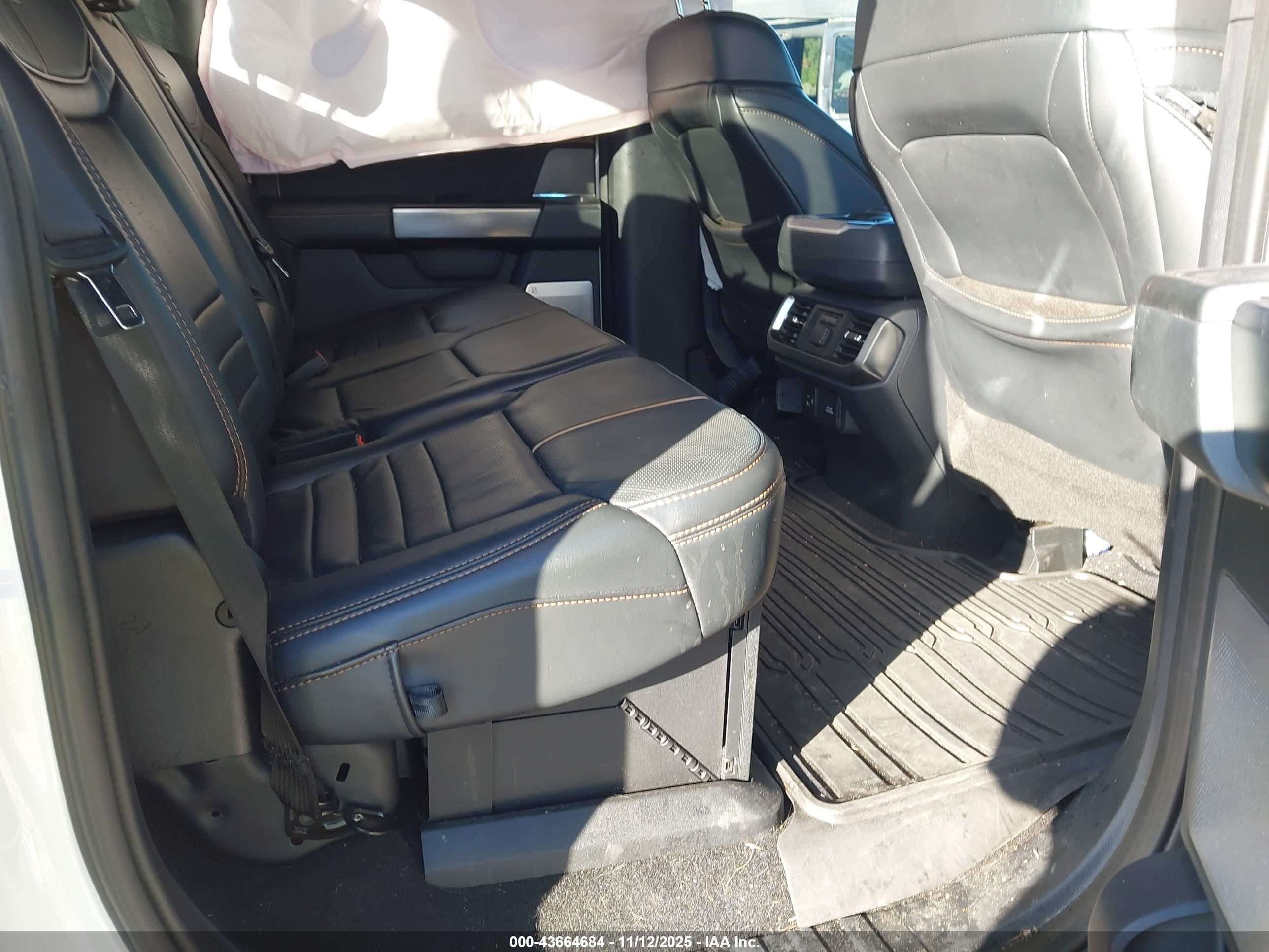 FORD F-150 image 8