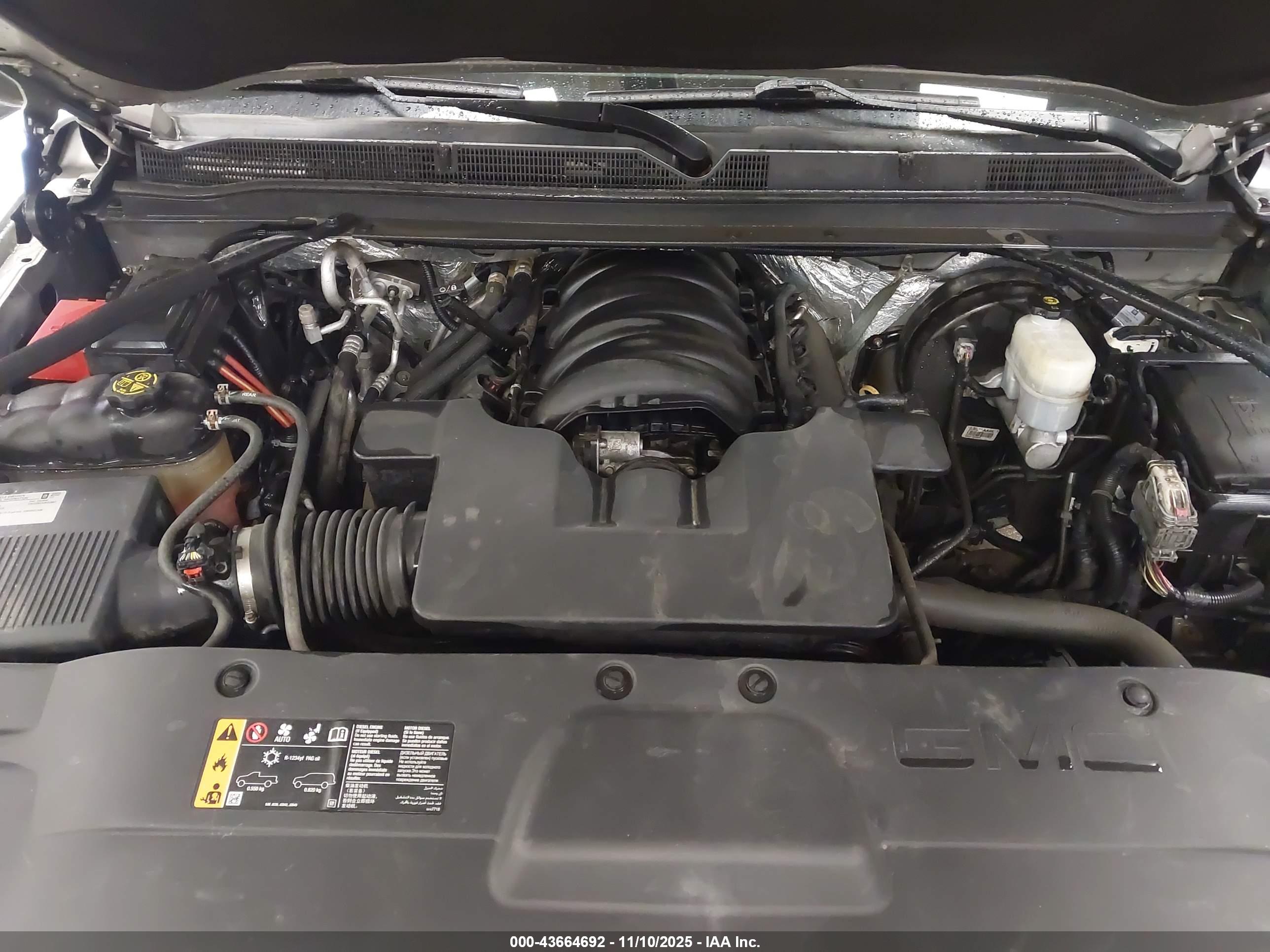 GMC YUKON image 10