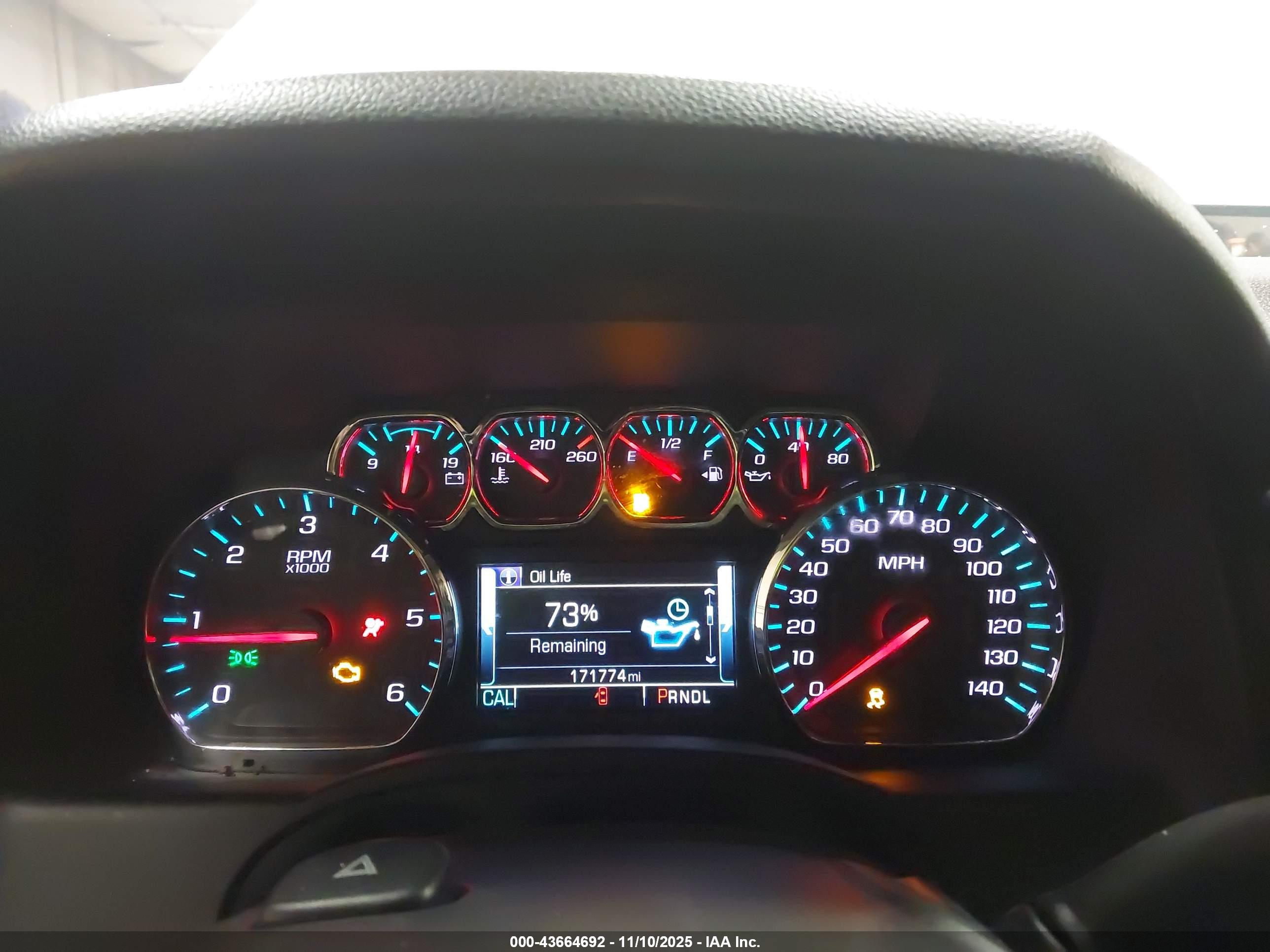 GMC YUKON image 7