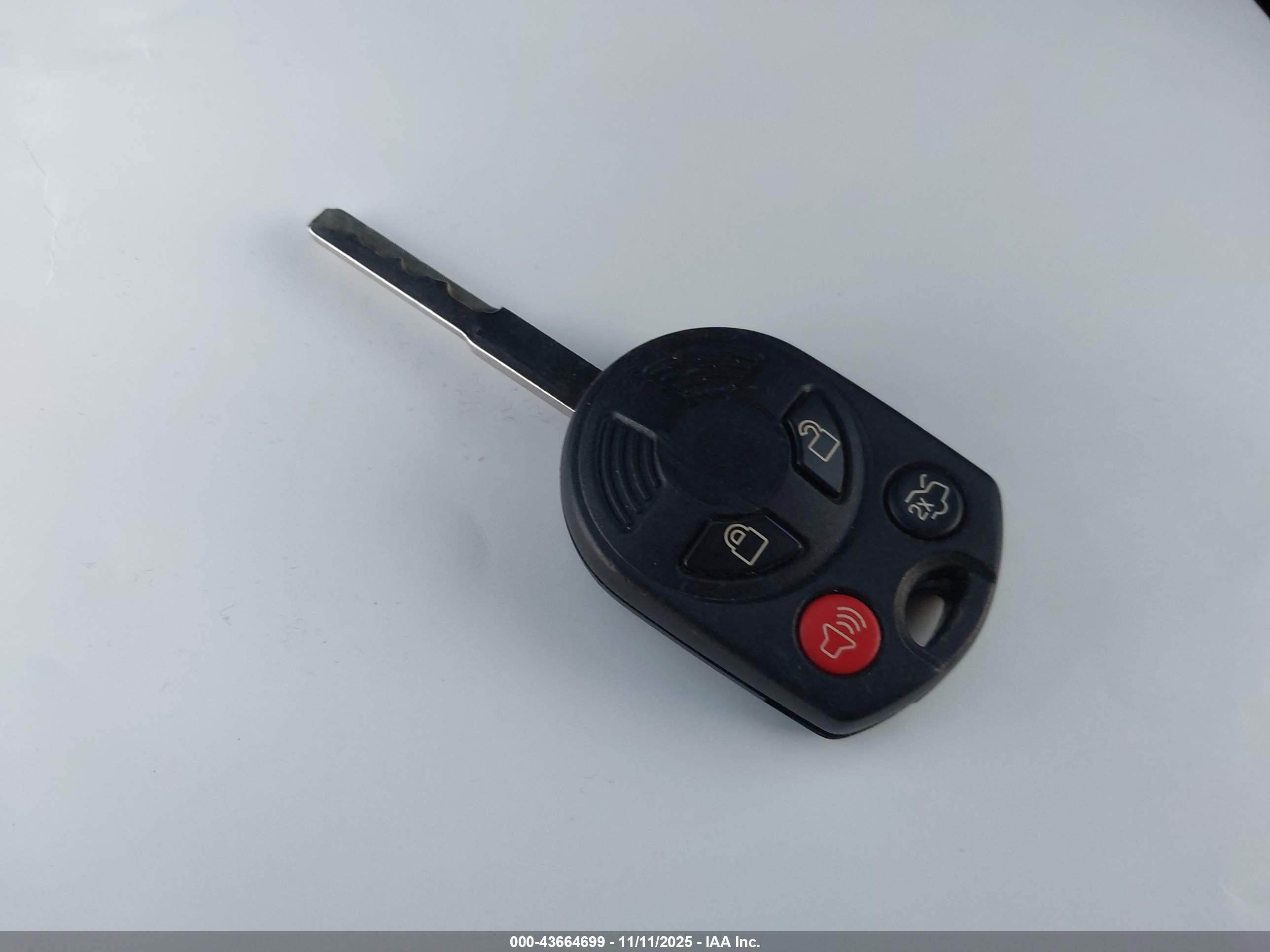 FORD FOCUS image 11