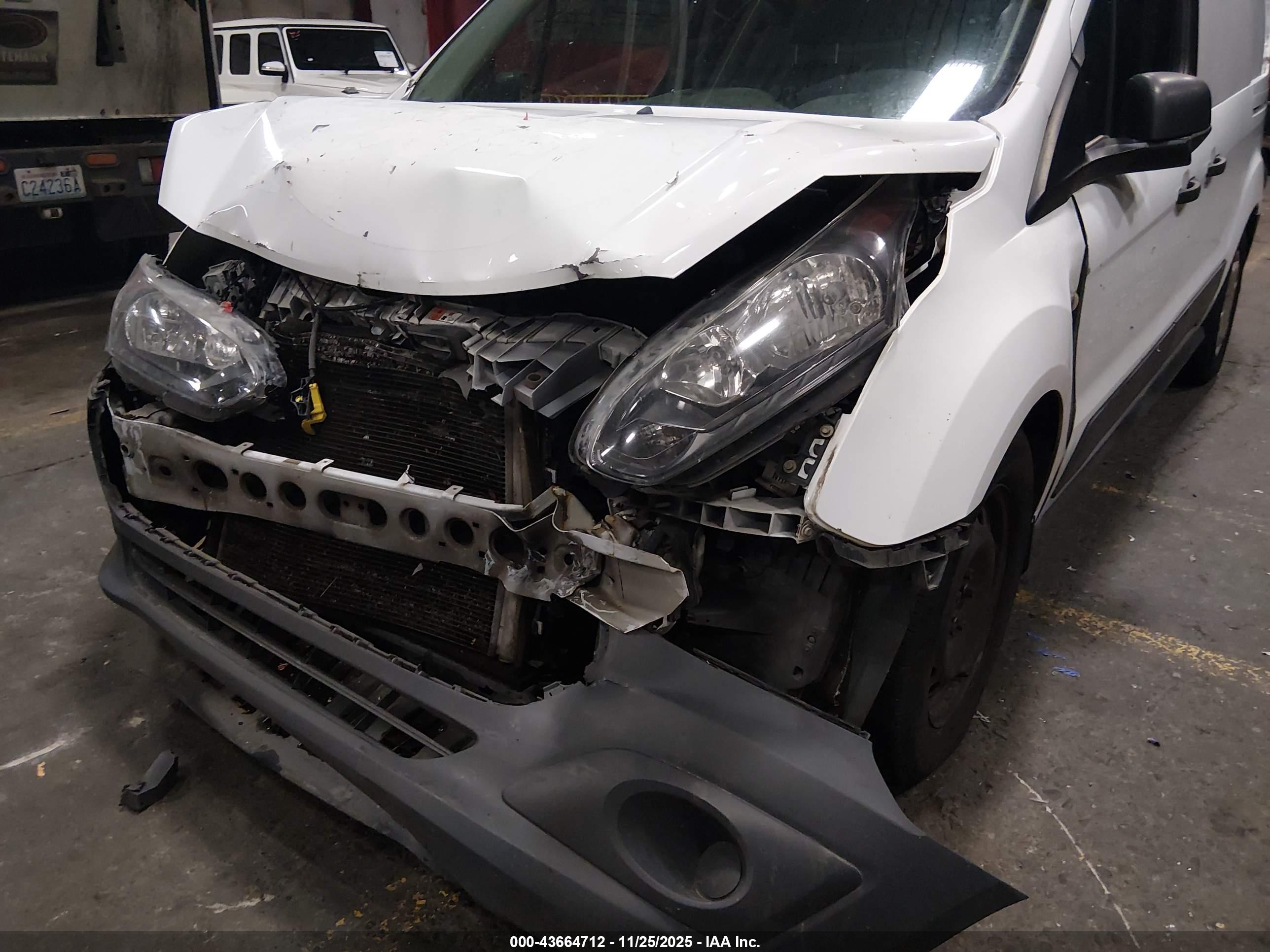 FORD TRANSIT image 6