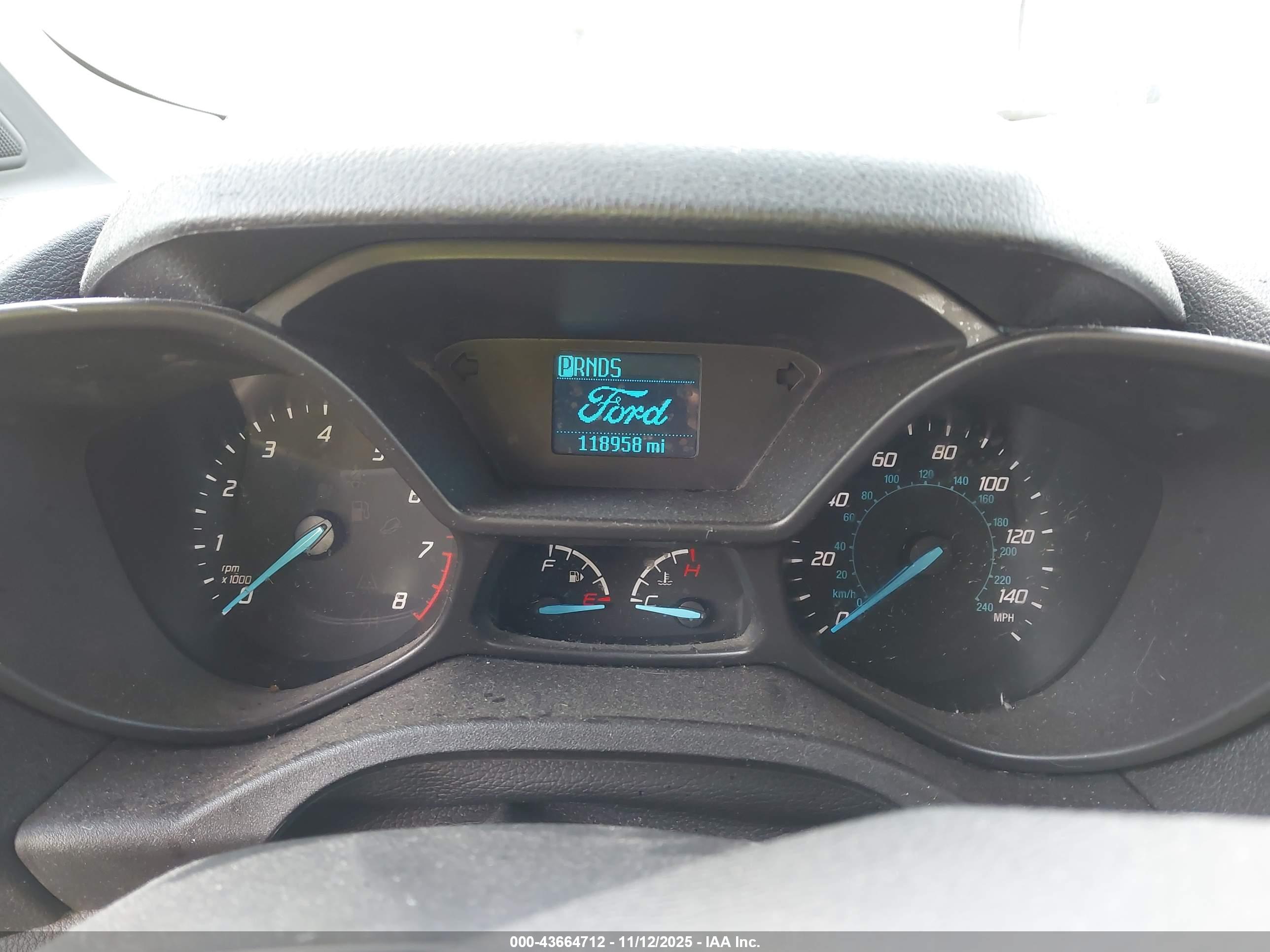 FORD TRANSIT image 7