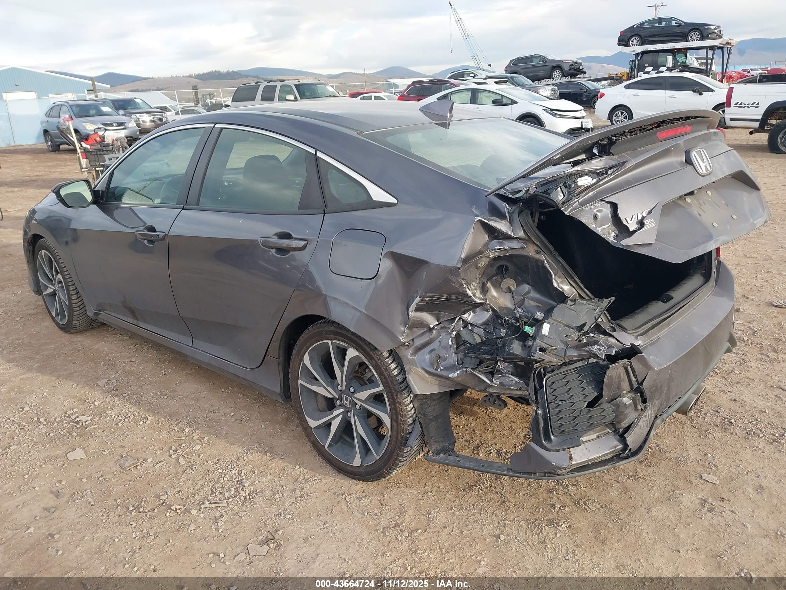 HONDA CIVIC image 3