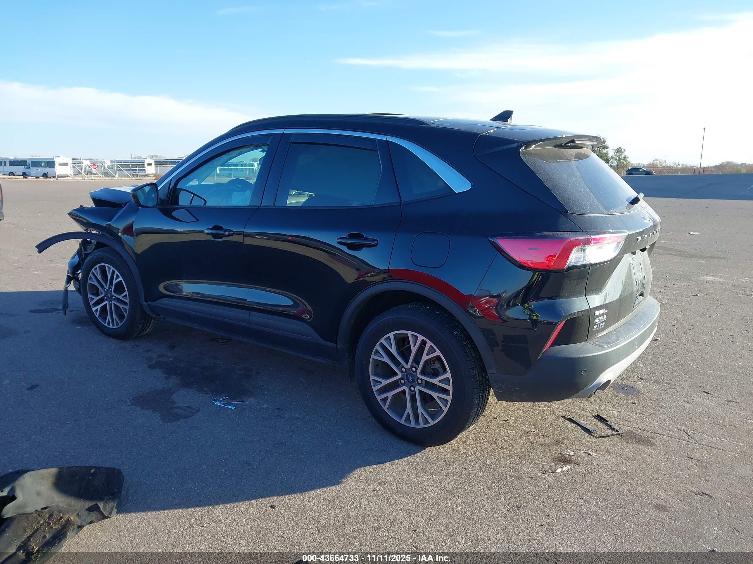 FORD ESCAPE image 3