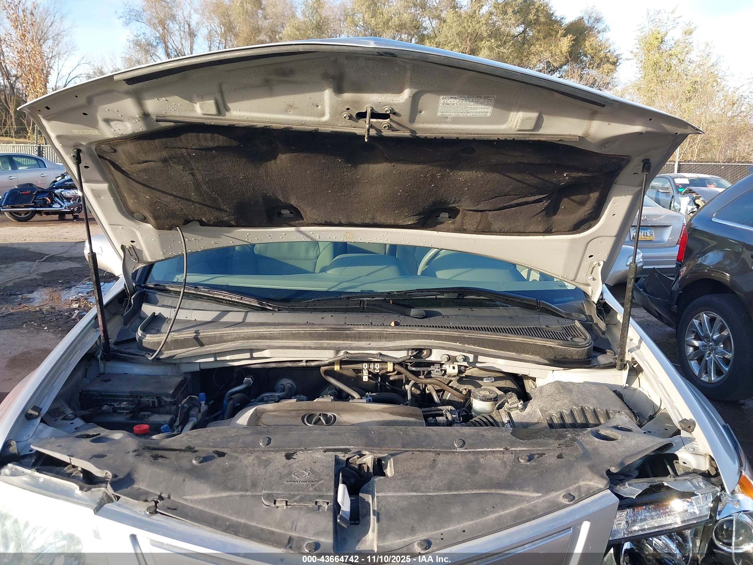 ACURA MDX image 10