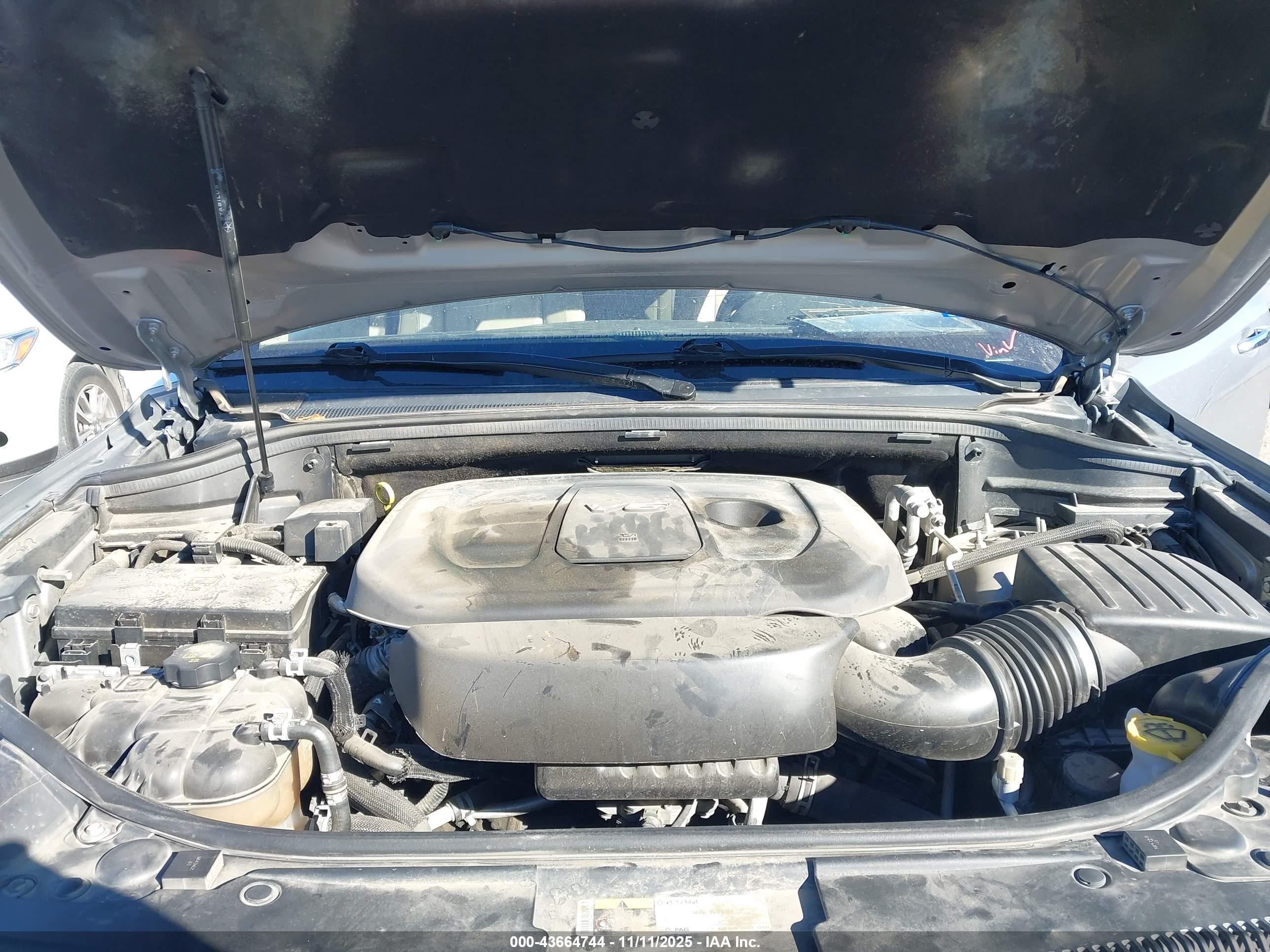 JEEP GRAND image 10