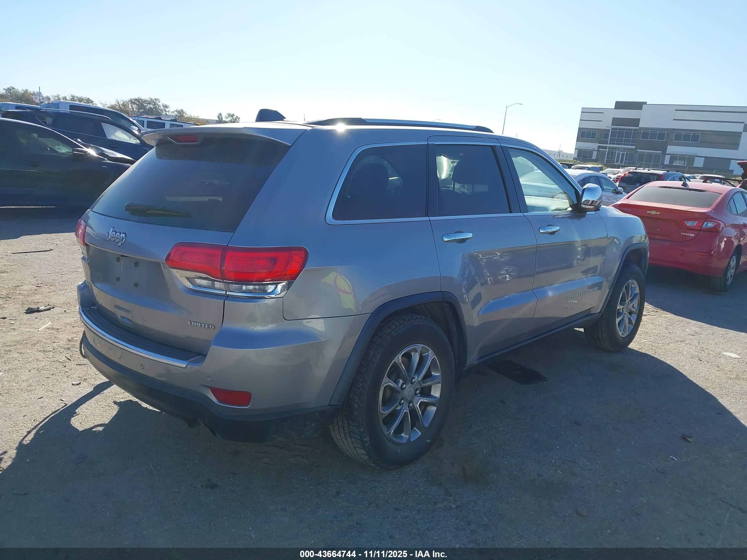 JEEP GRAND image 4