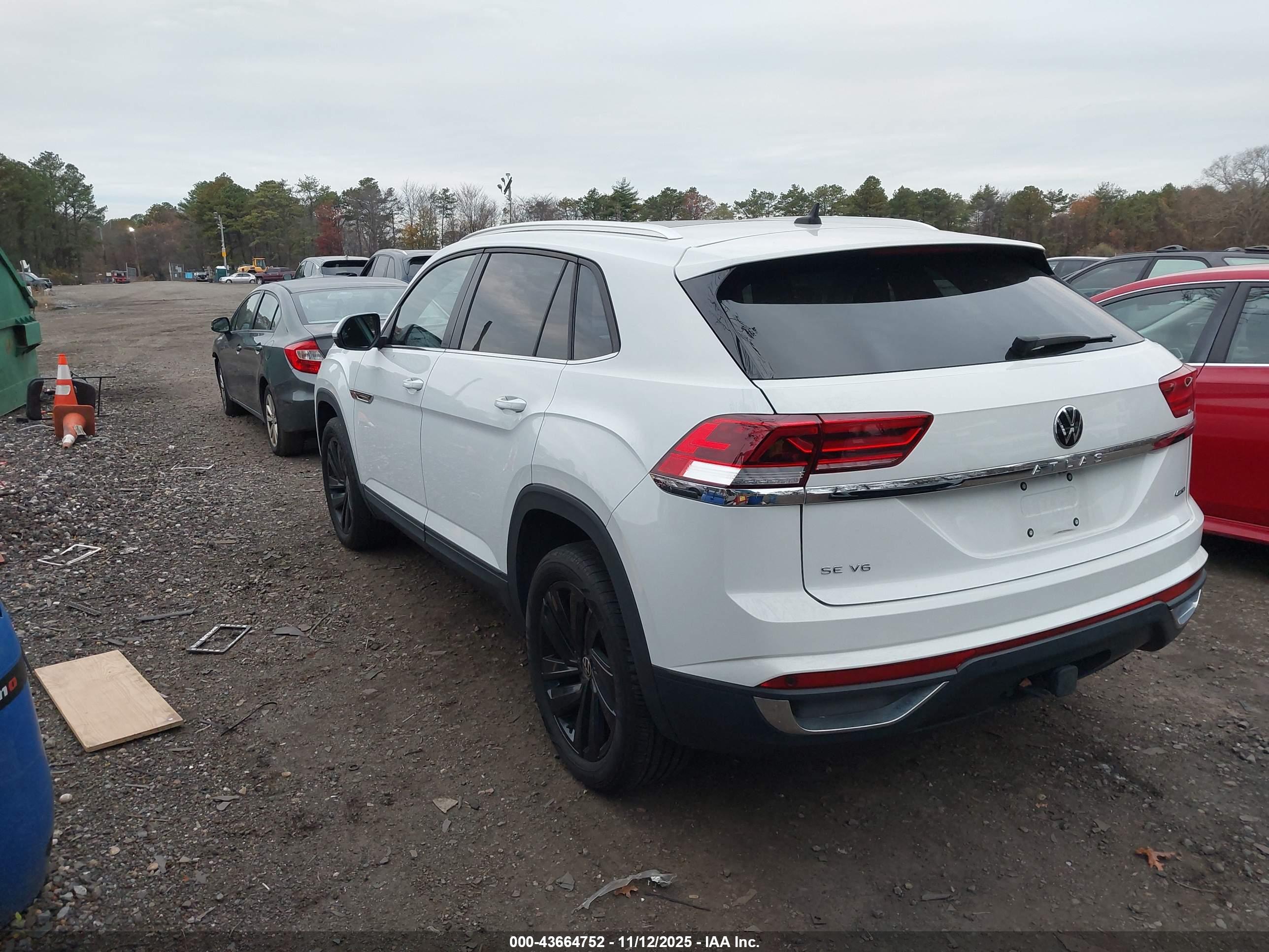 VOLKSWAGEN ATLAS image 3