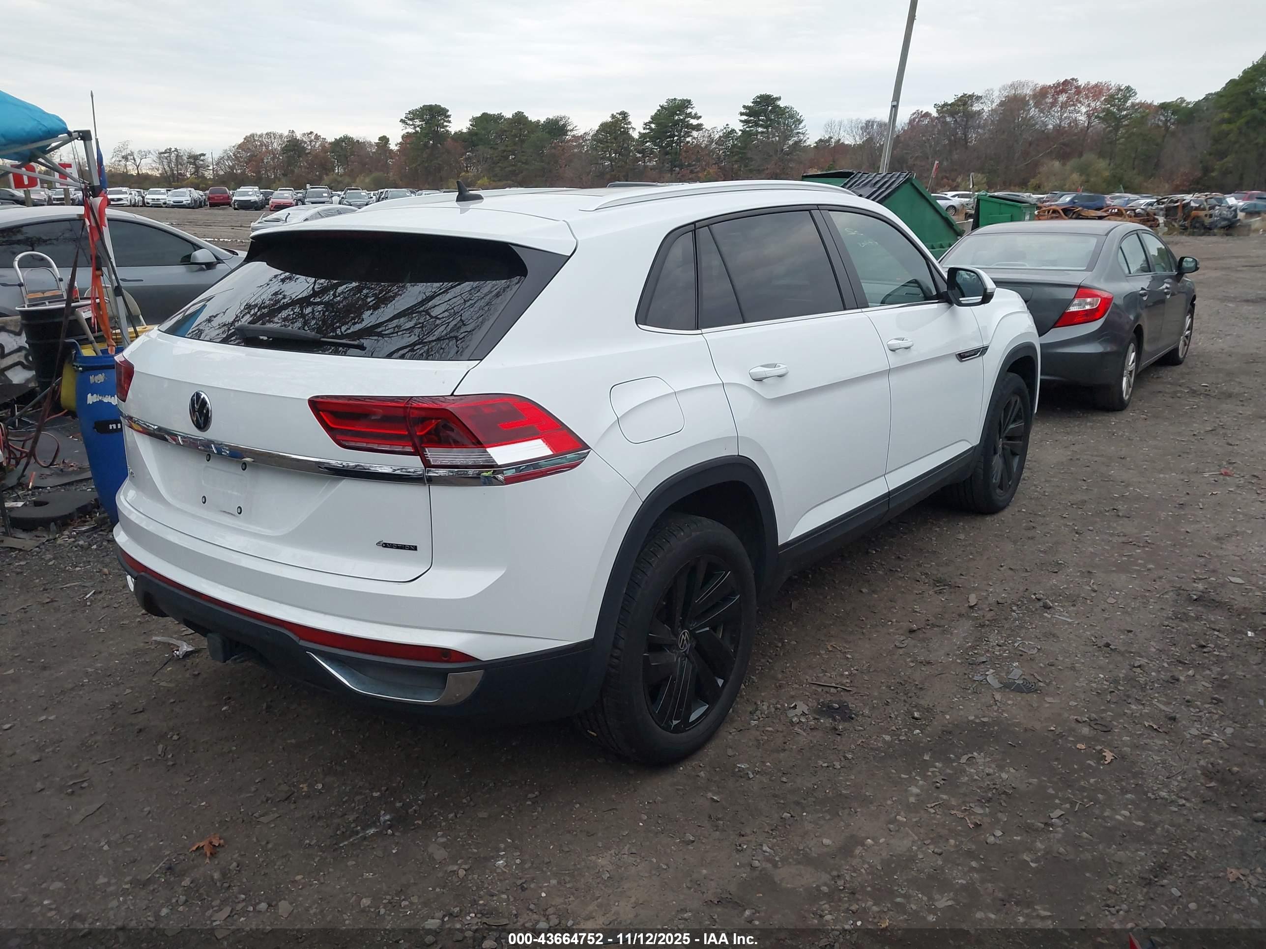 VOLKSWAGEN ATLAS image 4
