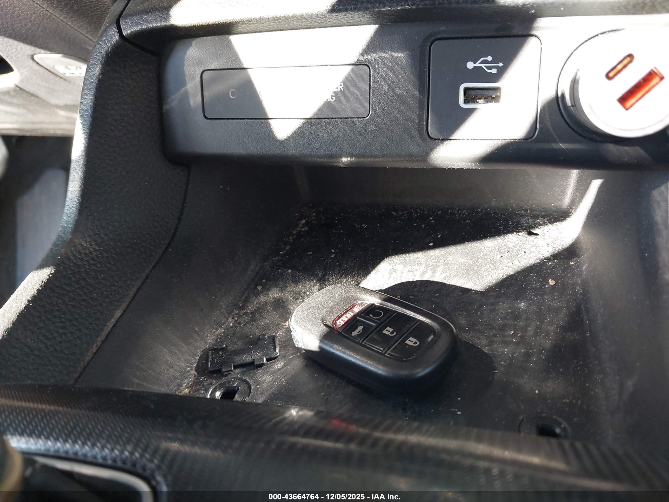 HONDA CIVIC image 11