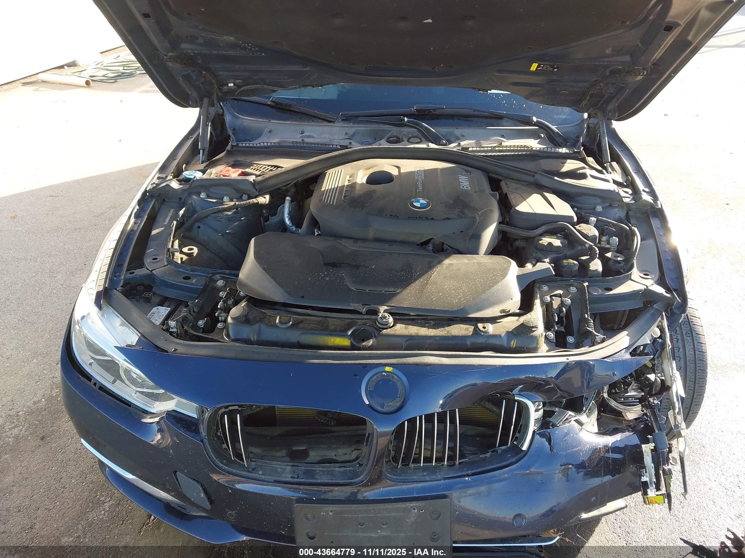 BMW 330I image 10